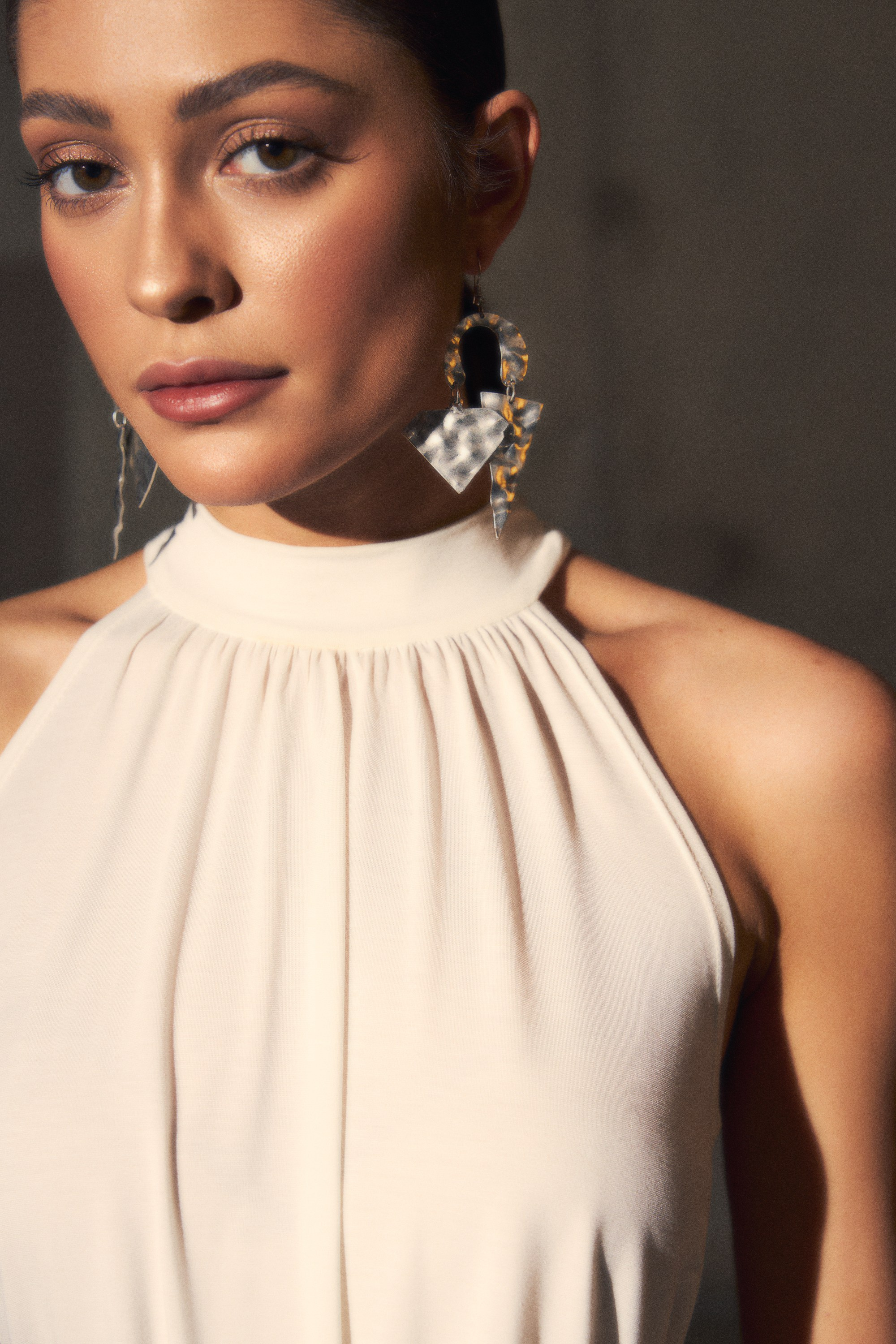 Съемка лукбука для бренда одежды в Москве. Букалова Людмила — фотограф для брендов одежды в Москве