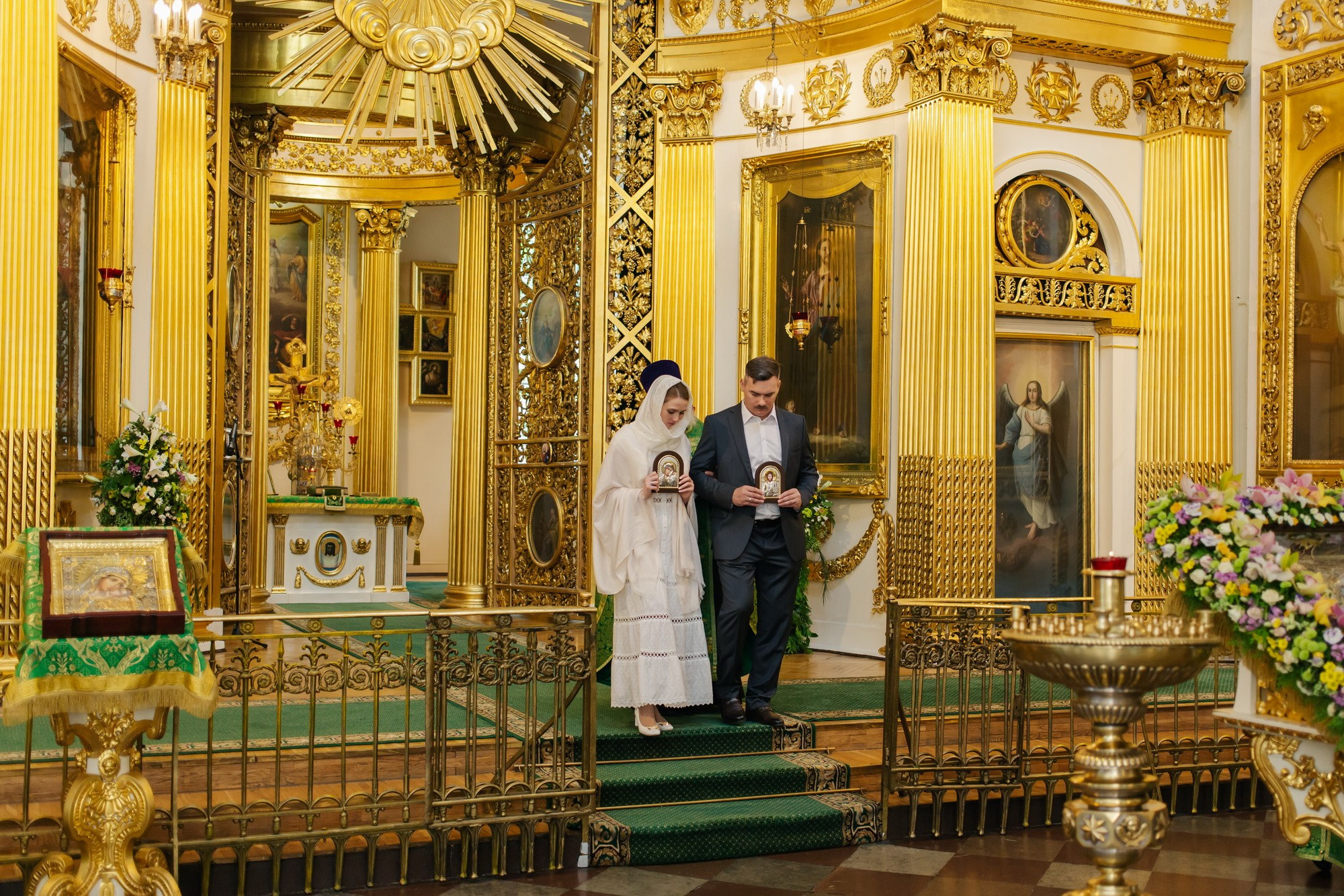 Венчание в Спасо Преображенском соборе сколько стоит, где повенчаться в Питере, обвенчаться в Санкт Петербурге, какую церковь выбрать для венчания, стоимость венчания в СПб