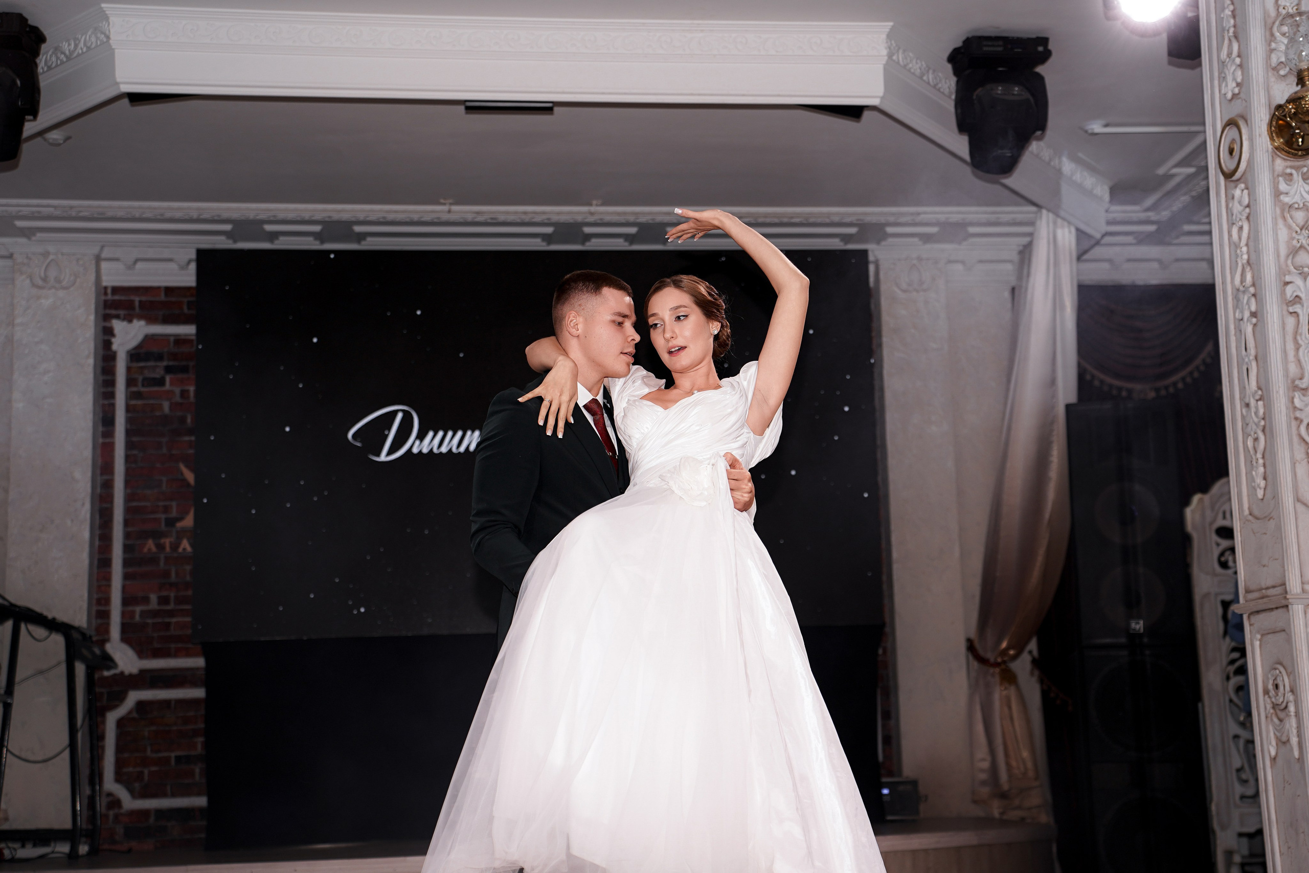 Банкет в Атаманской усадьбе. Свадебный фотограф в Ростове-на-Дону. Таинство Крещения и Венчания, семейные фотосессии. Алёна Чёботова