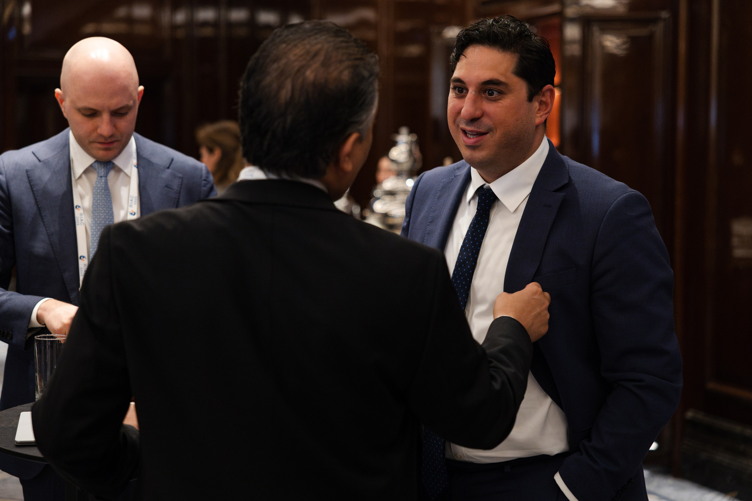 RIAC 2025. Свадебный репортажный фотограф в Москве