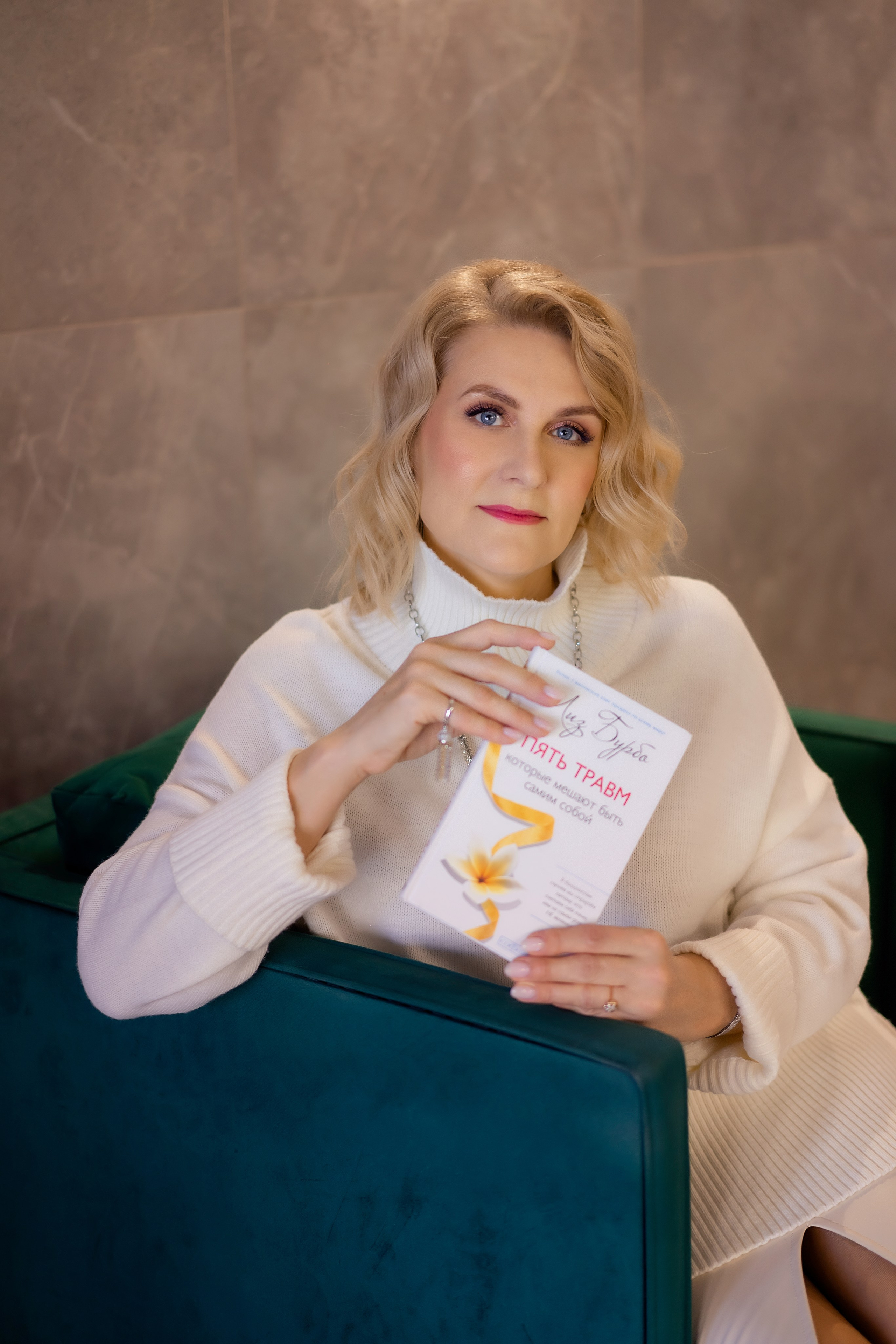 Татьяна. Наставник. Семейный и женский фотограф. Видеомейкер в Новосибирске