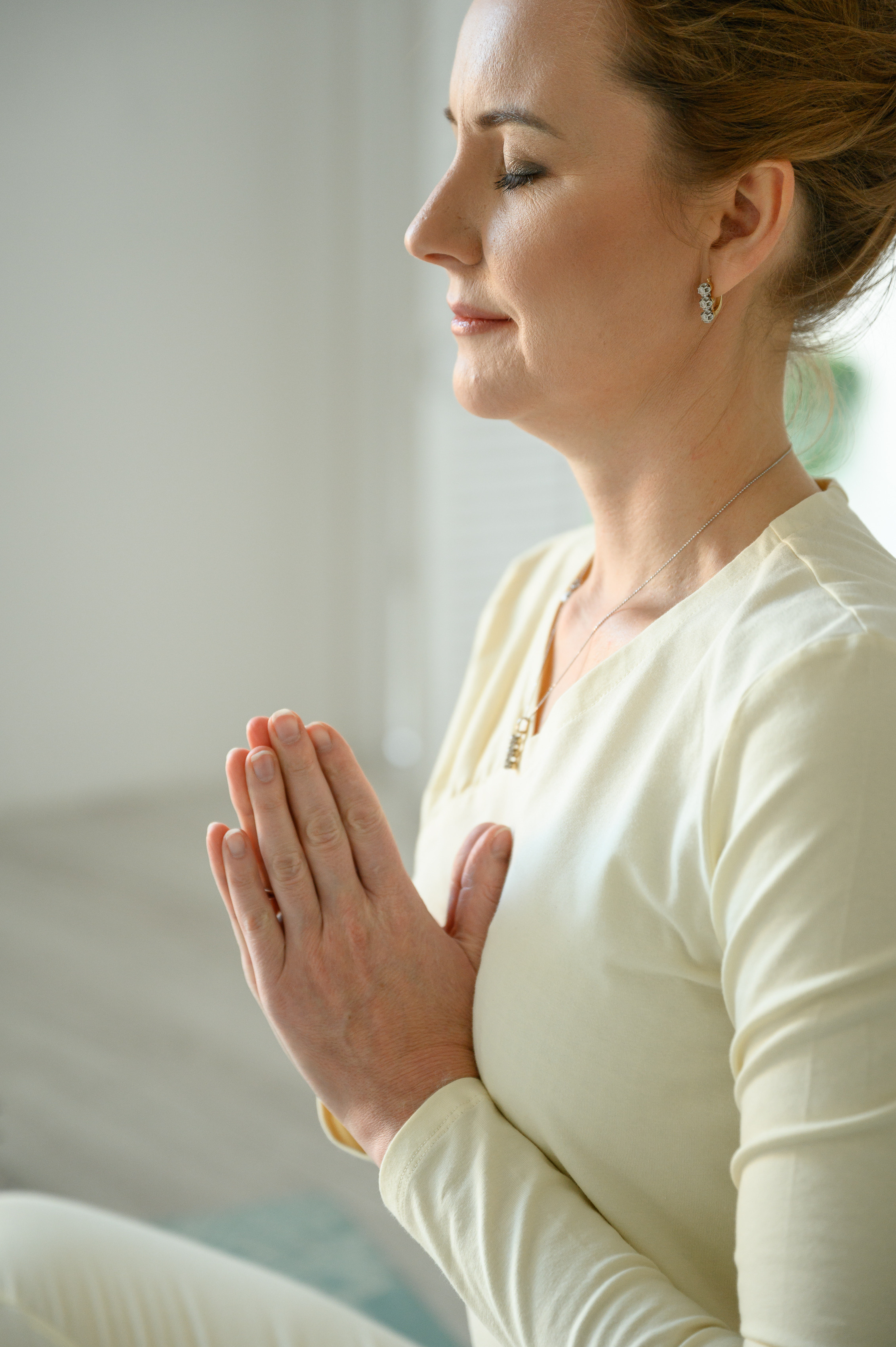 Контент-фотосессия для астропсихолога и инструктора по йоге Дины. Semerlina.ru