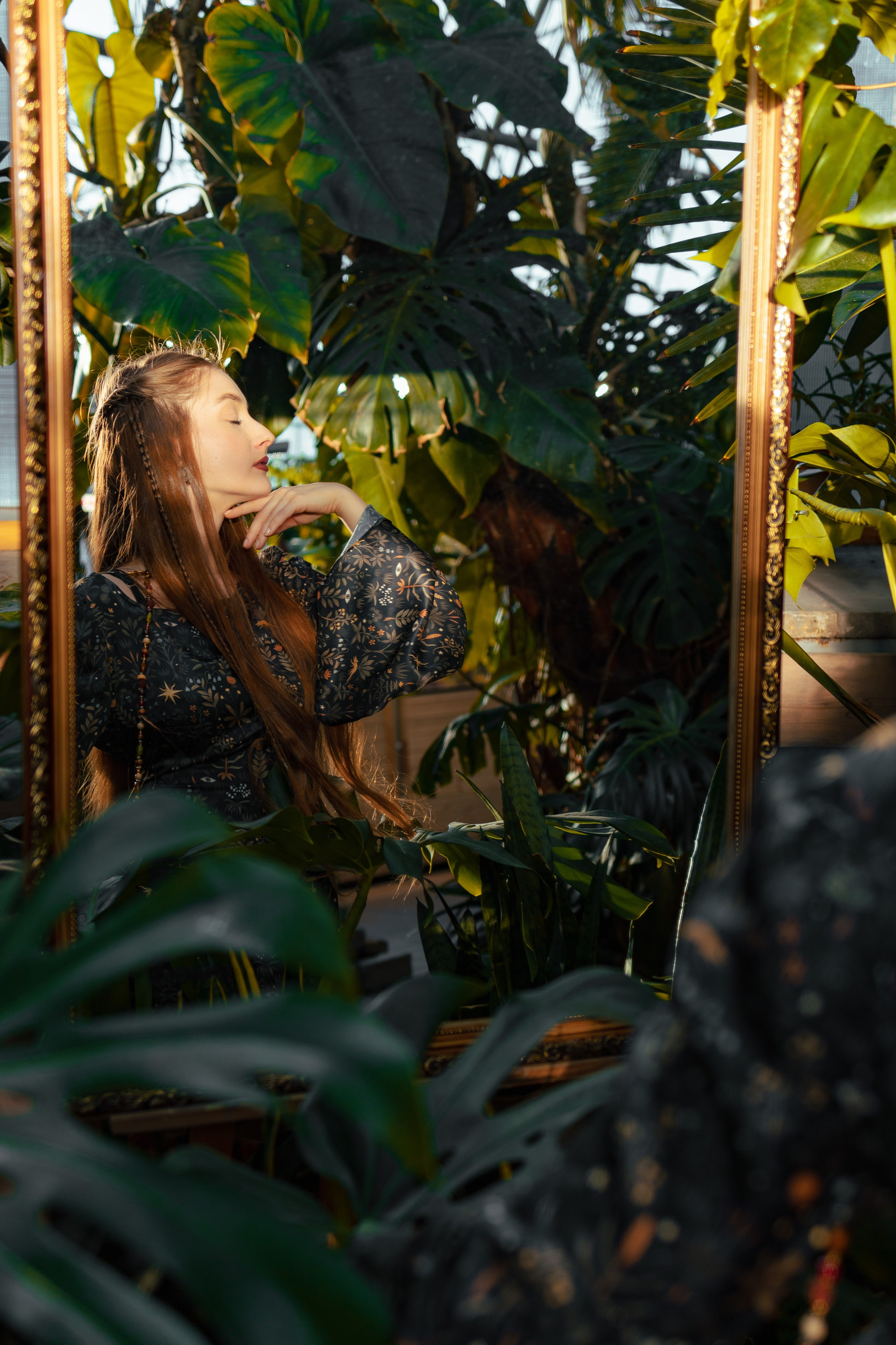 Съемка шёлковых платьев для PlantMyBones