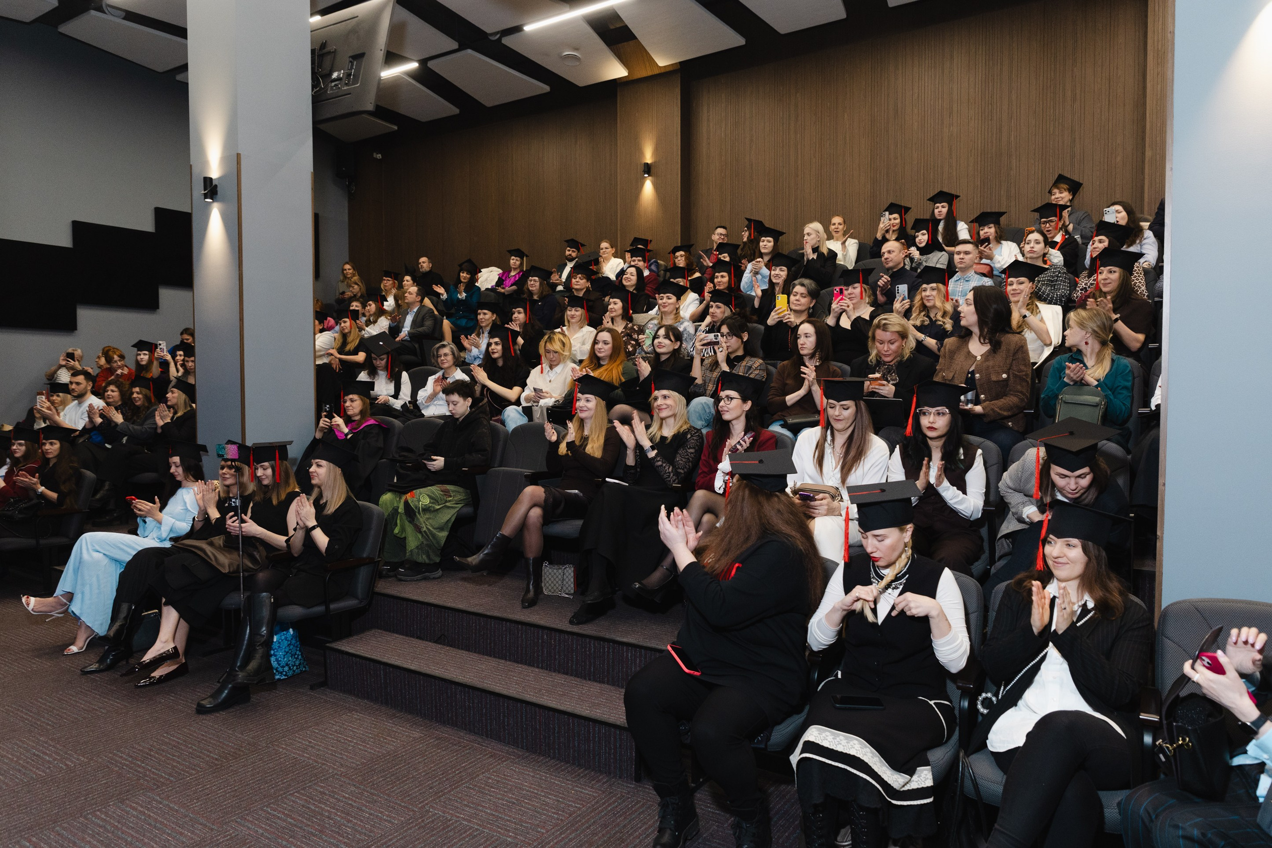 МИП Выпускные. Фотограф Иван Косарев