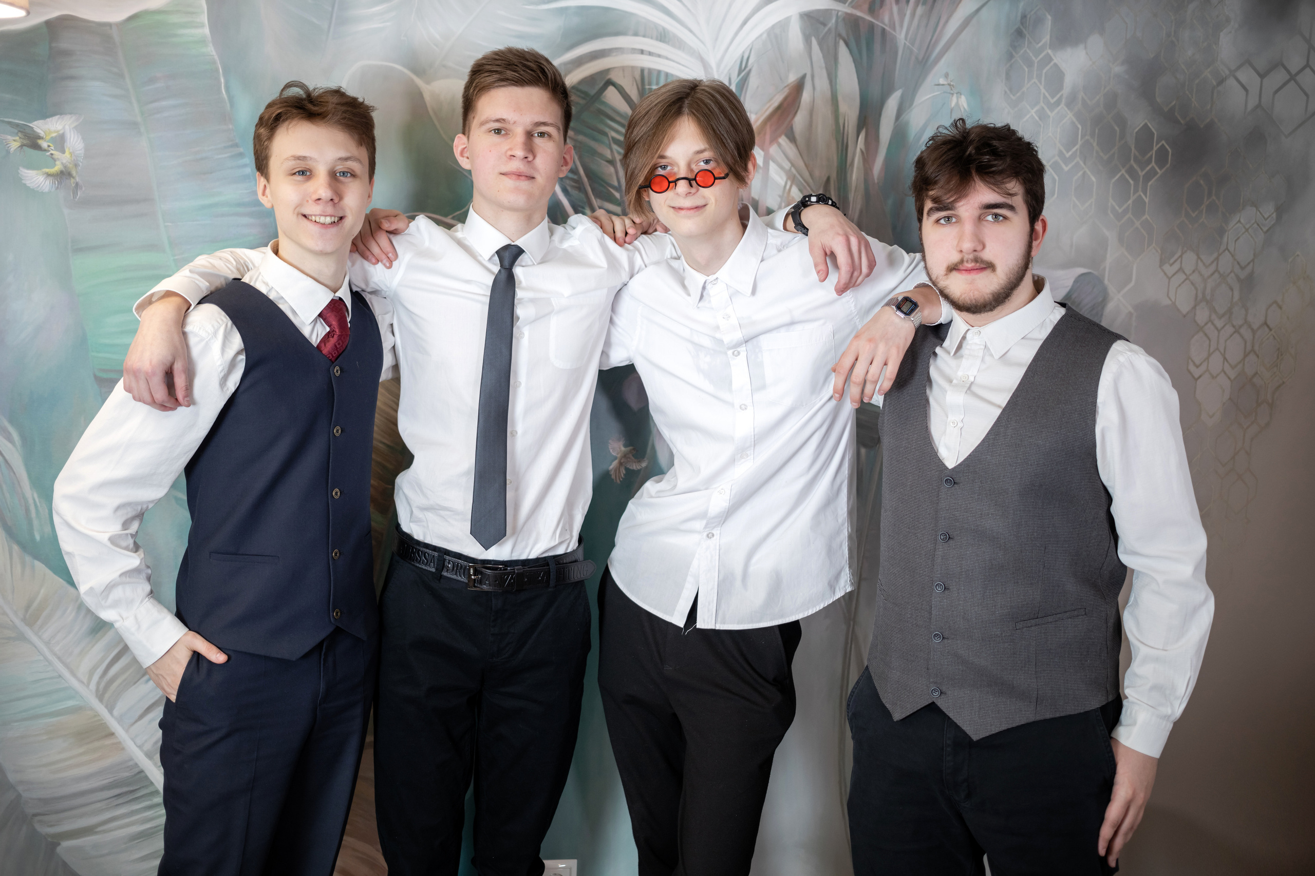 Выпускные фото-альбомы. Фотограф Алина Гашникова