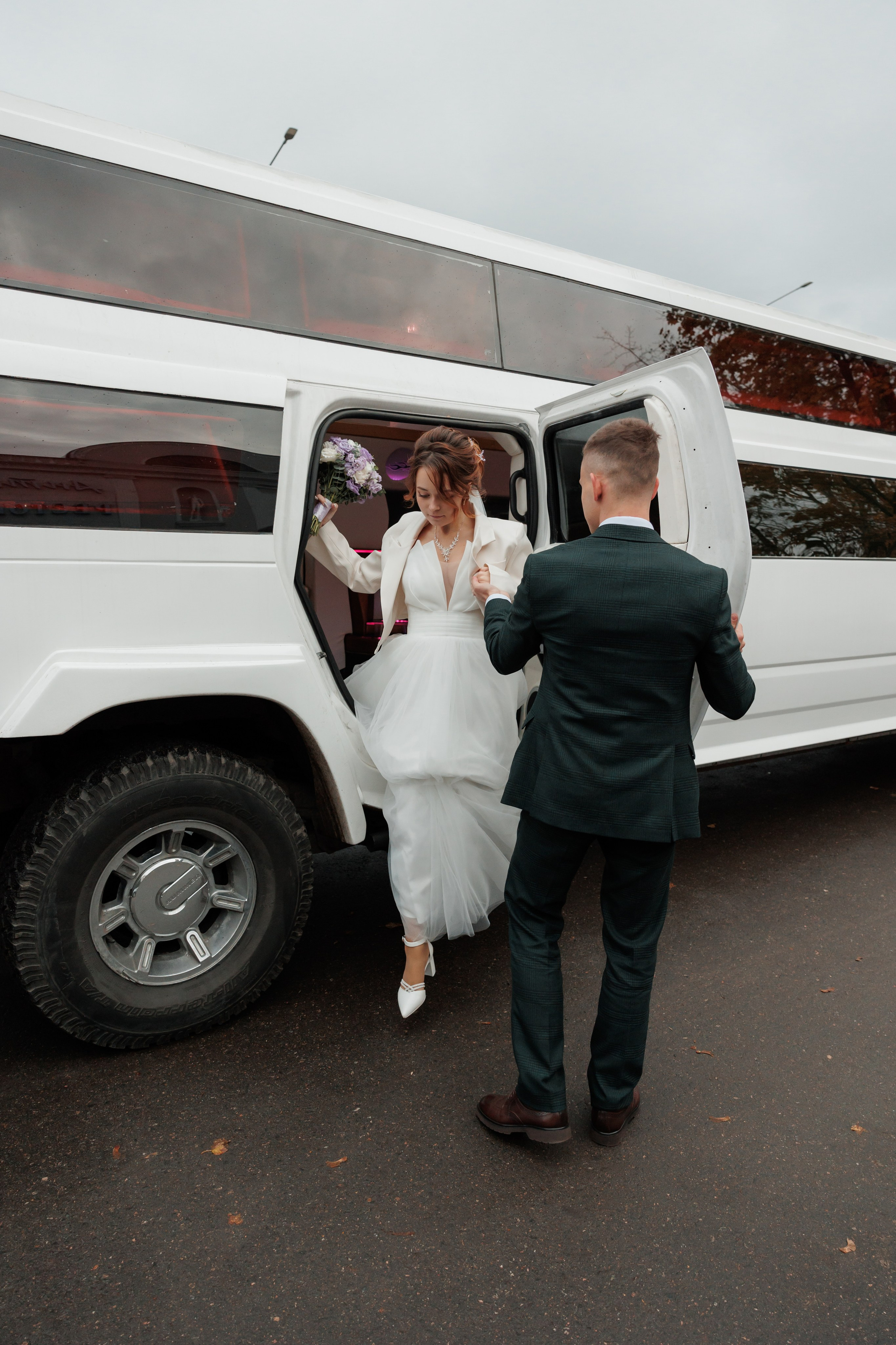 Константин и Дарья, ЗАГС ВДНХ, отель Soluxe, ресторан «Антик». Свадебный и репортажный фотограф (Москва, Королев и другие)