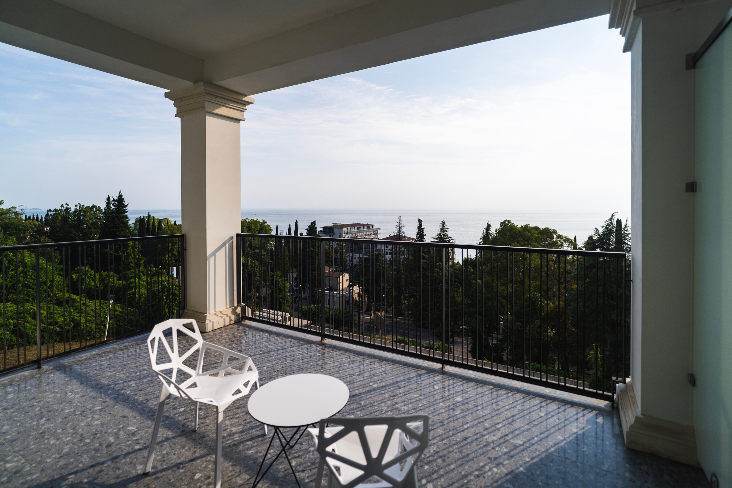 Отель Юпшара. Главная