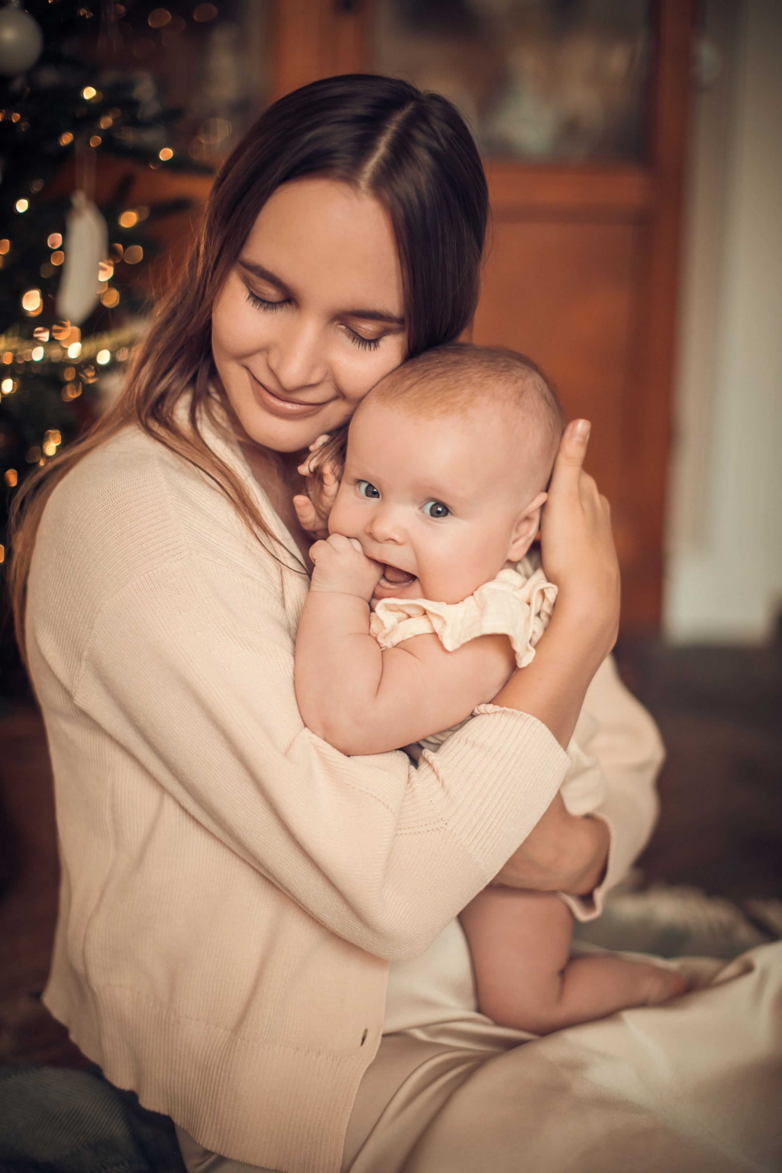 Настя и Даша. Главная