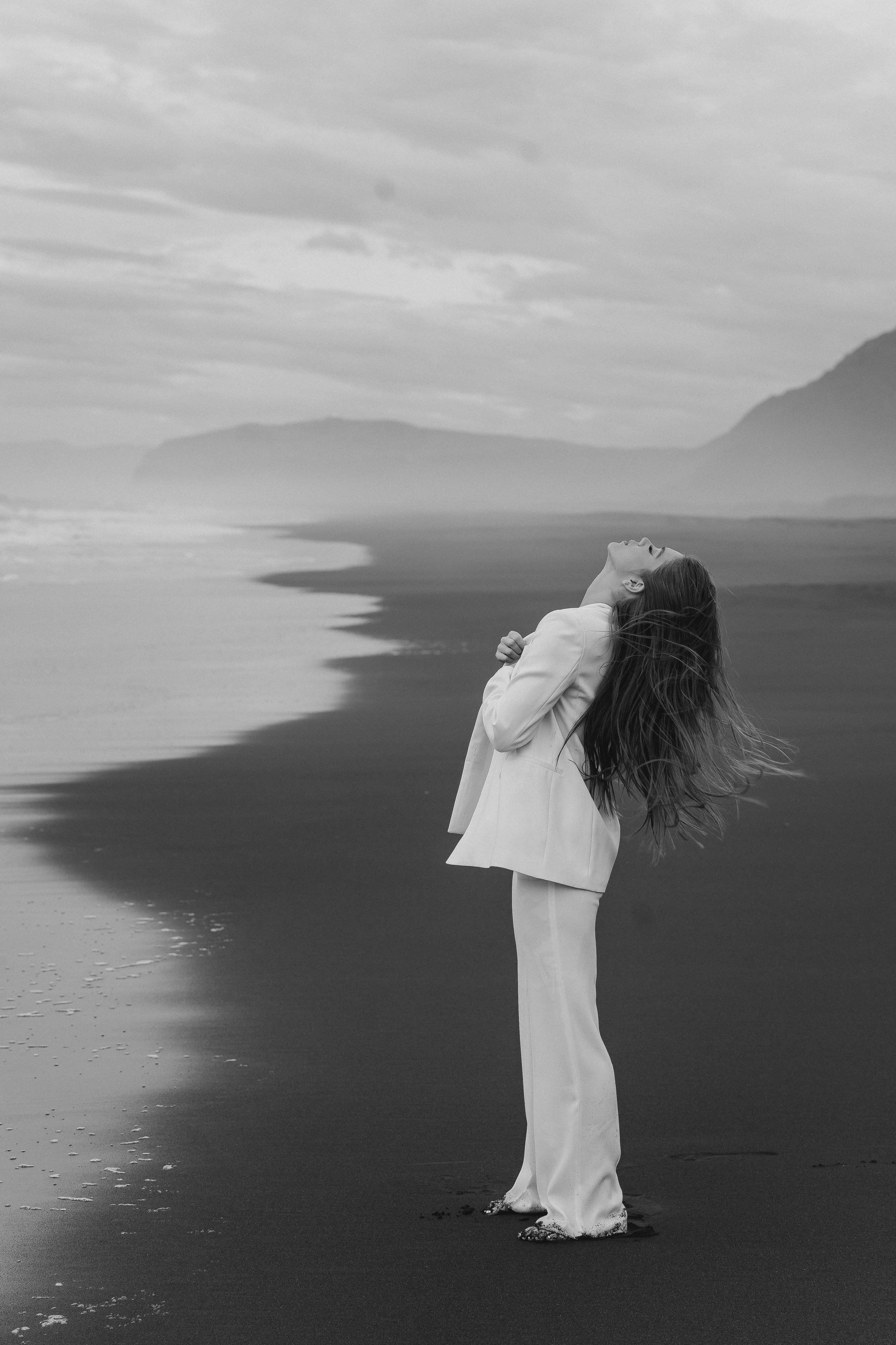 Камчатка (Халактырский пляж). Свадебный фотограф Наталья Помазкина | Репортаж Екатеринбург Москва