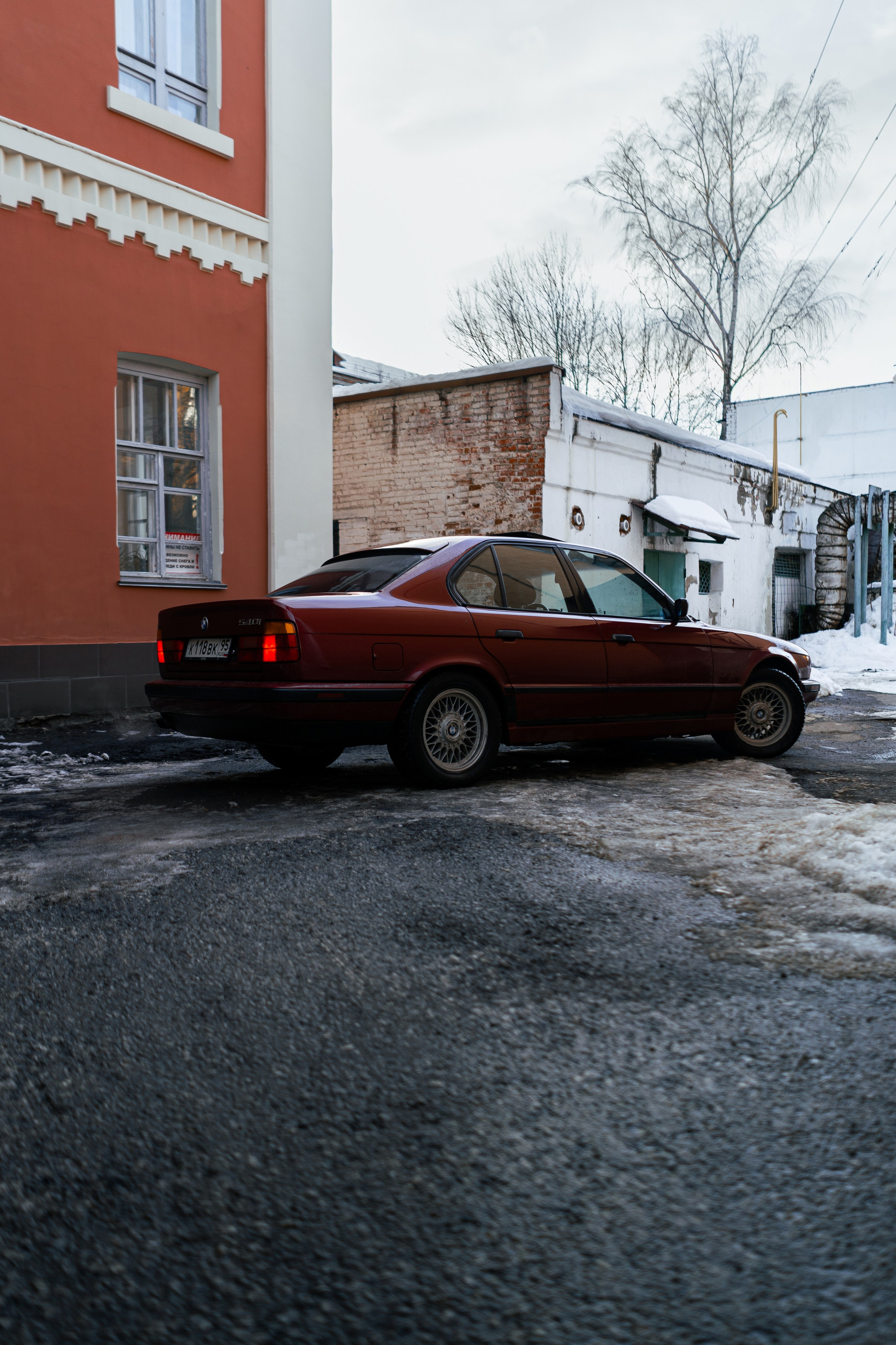 Автомобильная фото-сессия BMW 540i E34 в Калуге