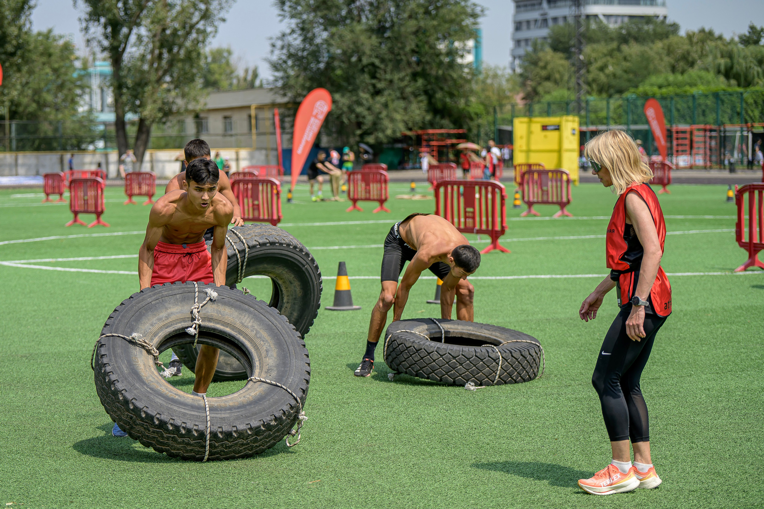 Фотосъемка мероприятия  День спорта. Nation Race. Фотограф в Алматы Егор Поленов