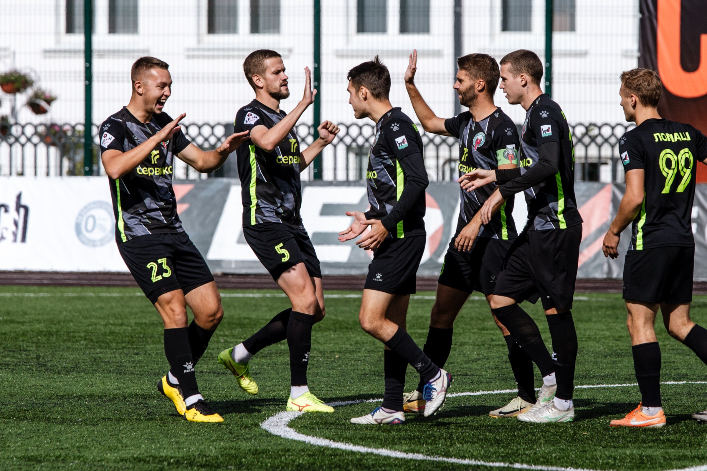 Первенство России по футболу LEON-Вторая лига Б | ФК Иркутск — Космос (Долгопрудный) | 14.09.25. Фотограф в Иркутске Евгения Айвазова