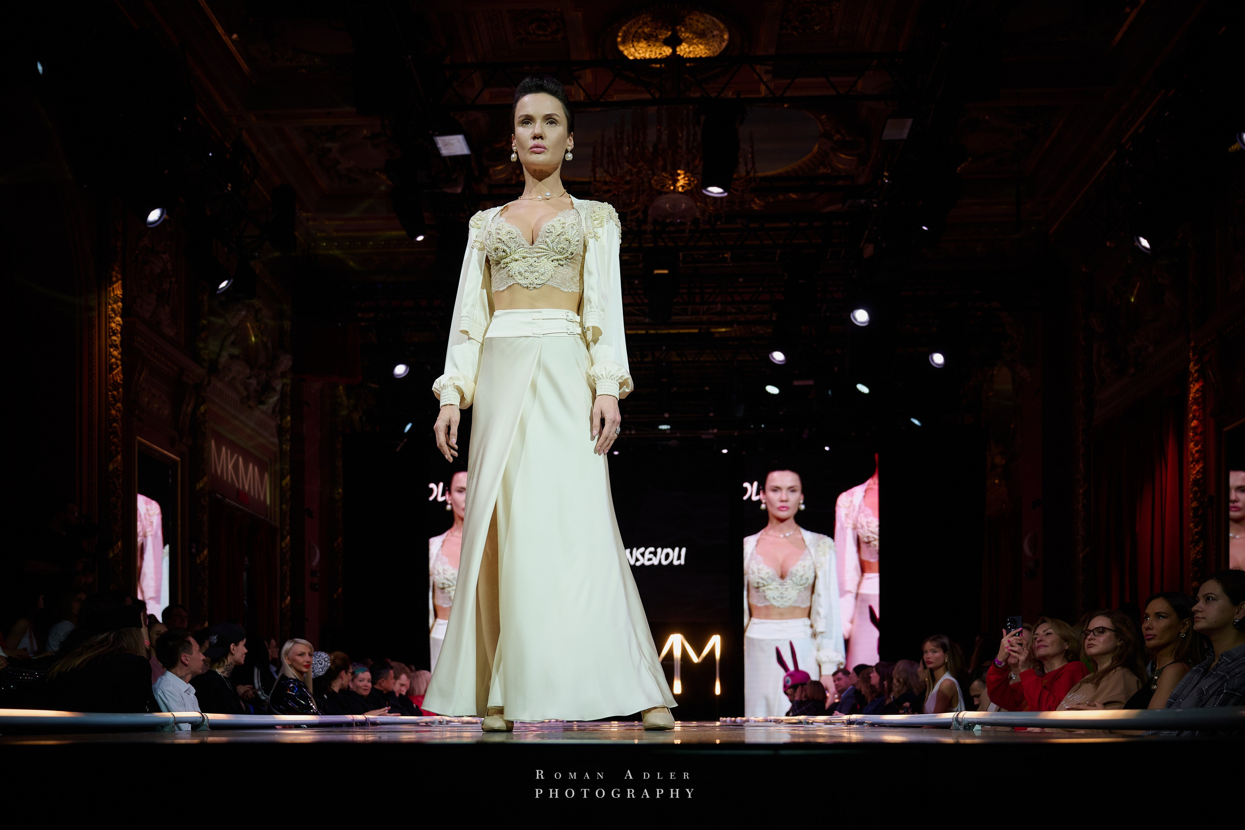 МКММ весна 2025. Фотограф Роман Адлер