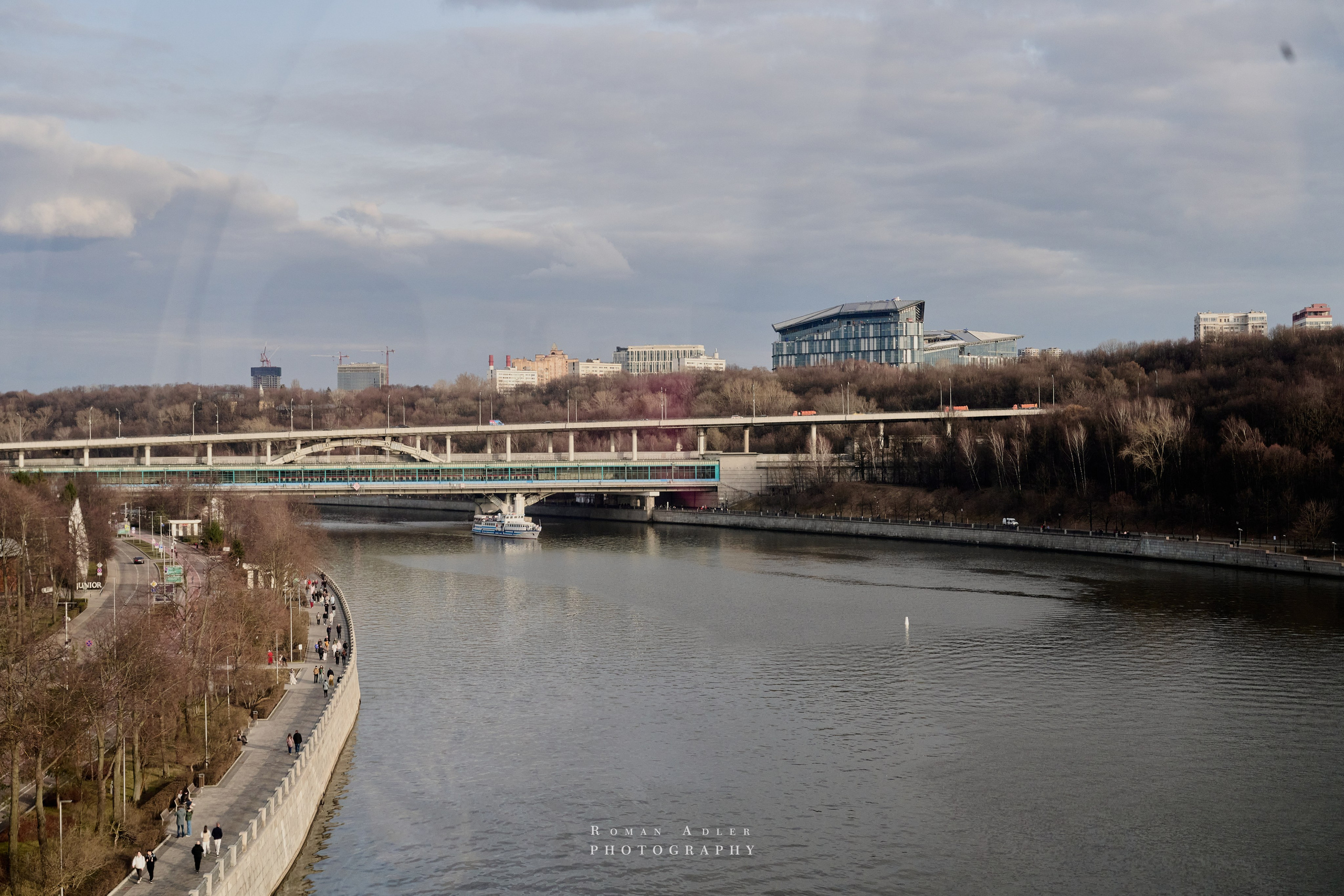 Весна. Москва 2025. Фотограф Роман Адлер