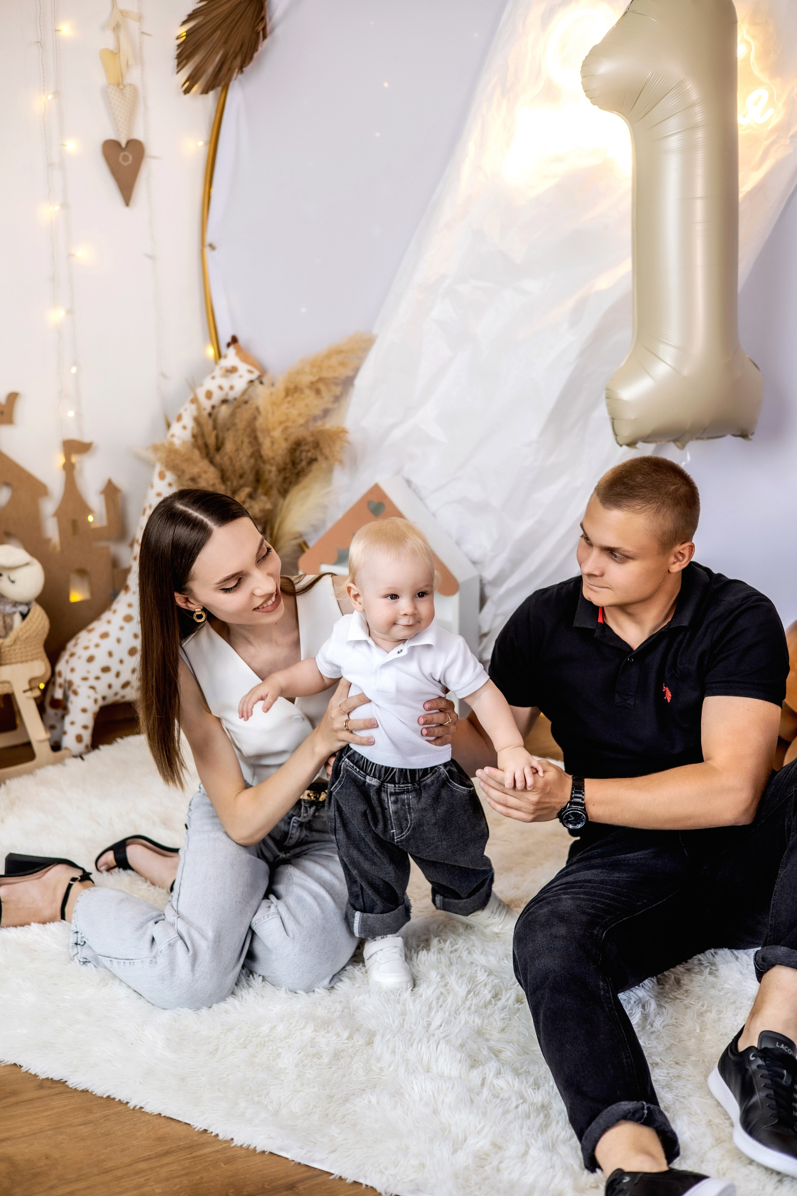 Дамиру годик. Фотограф Надежда Лукьянова