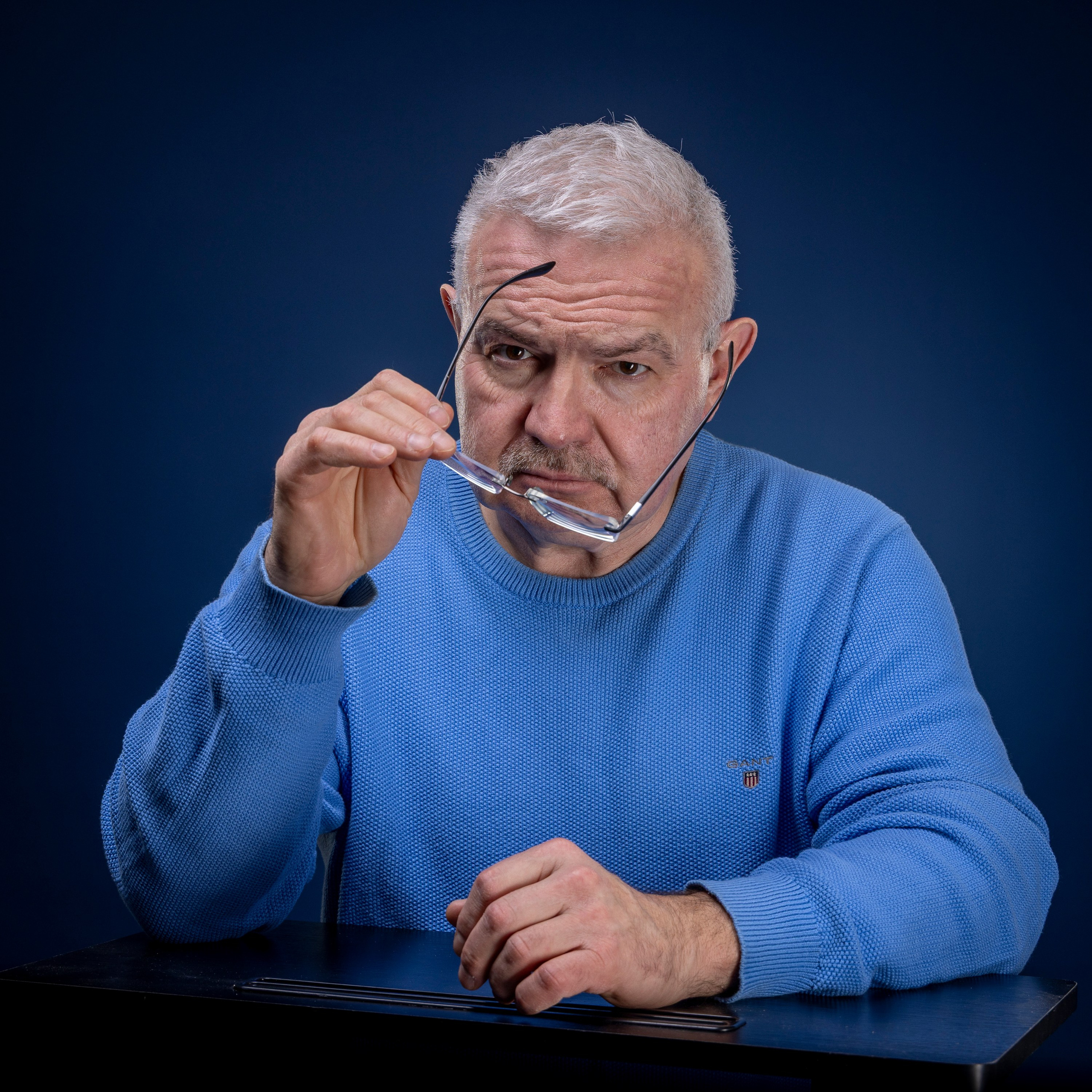 Юрий, художественный портрет. Фотограф Андрей Зикеев, фотостудия AzArt Studio в Москве