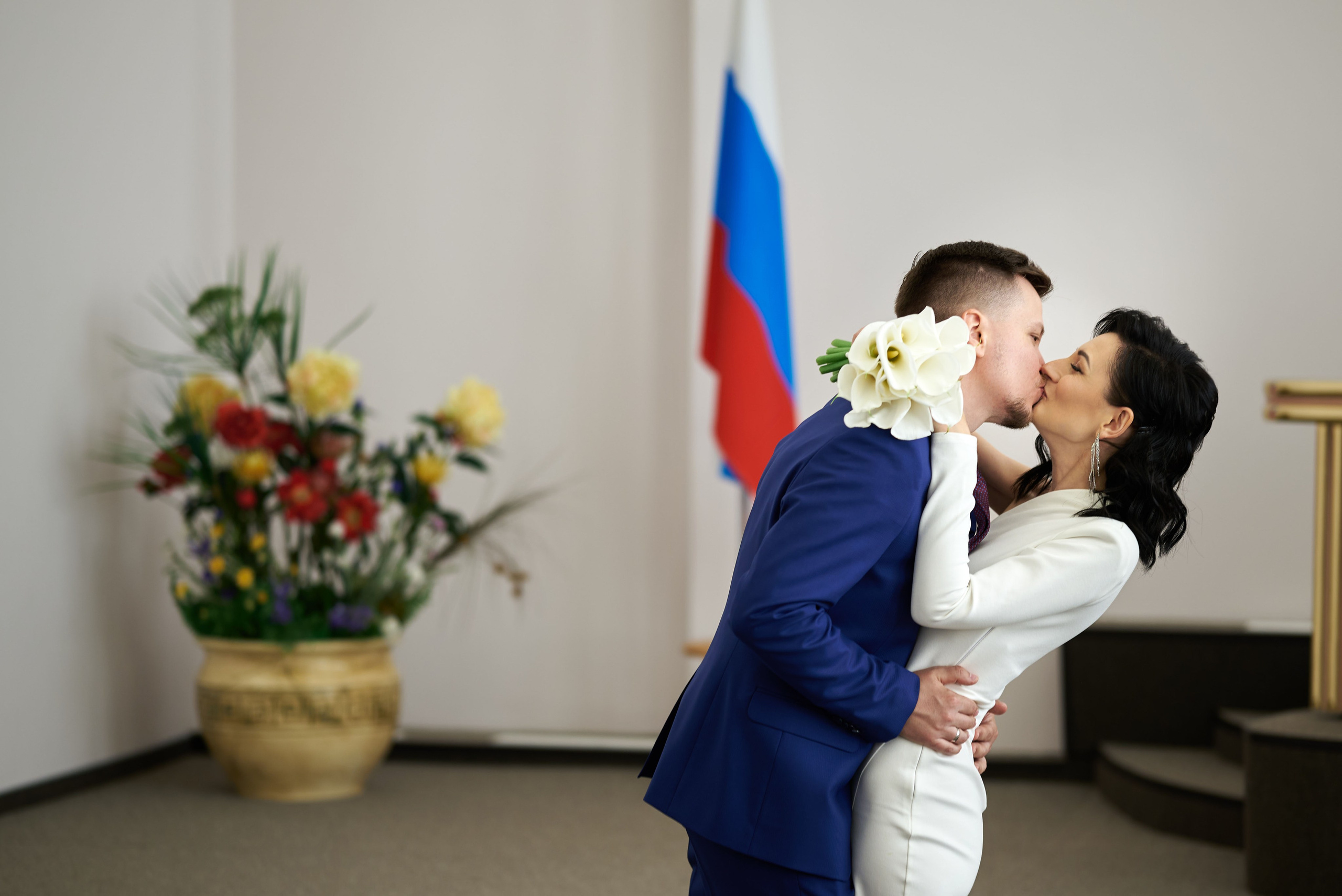 Фотограф на свадьбу в Старом Осколе, фотосессия свадьбы. Профессиональный фотограф Старый Оскол, Губкин — свадьба, венчание, крещение, юбилей и день рождения