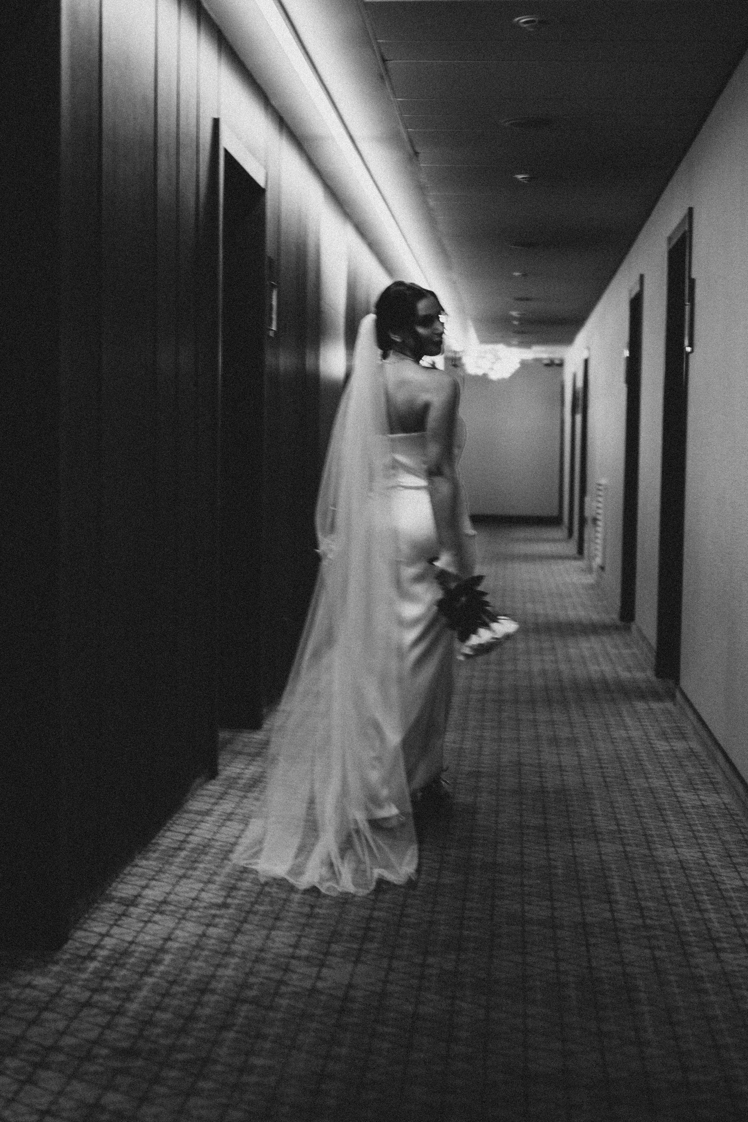 СВАДЕБНАЯ СЬЕМКА СБОРОВ ЖЕНИХА И НЕВЕСТЫ В ОТЕЛЕ И ТАКЖЕ ФОТОСЕССИИЯ В ОТЕЛЕЕ МЕГАПОЛИС БРЯНСК. Профессиональный фотограф, Санкт-Петербург — Виктория Богомолова