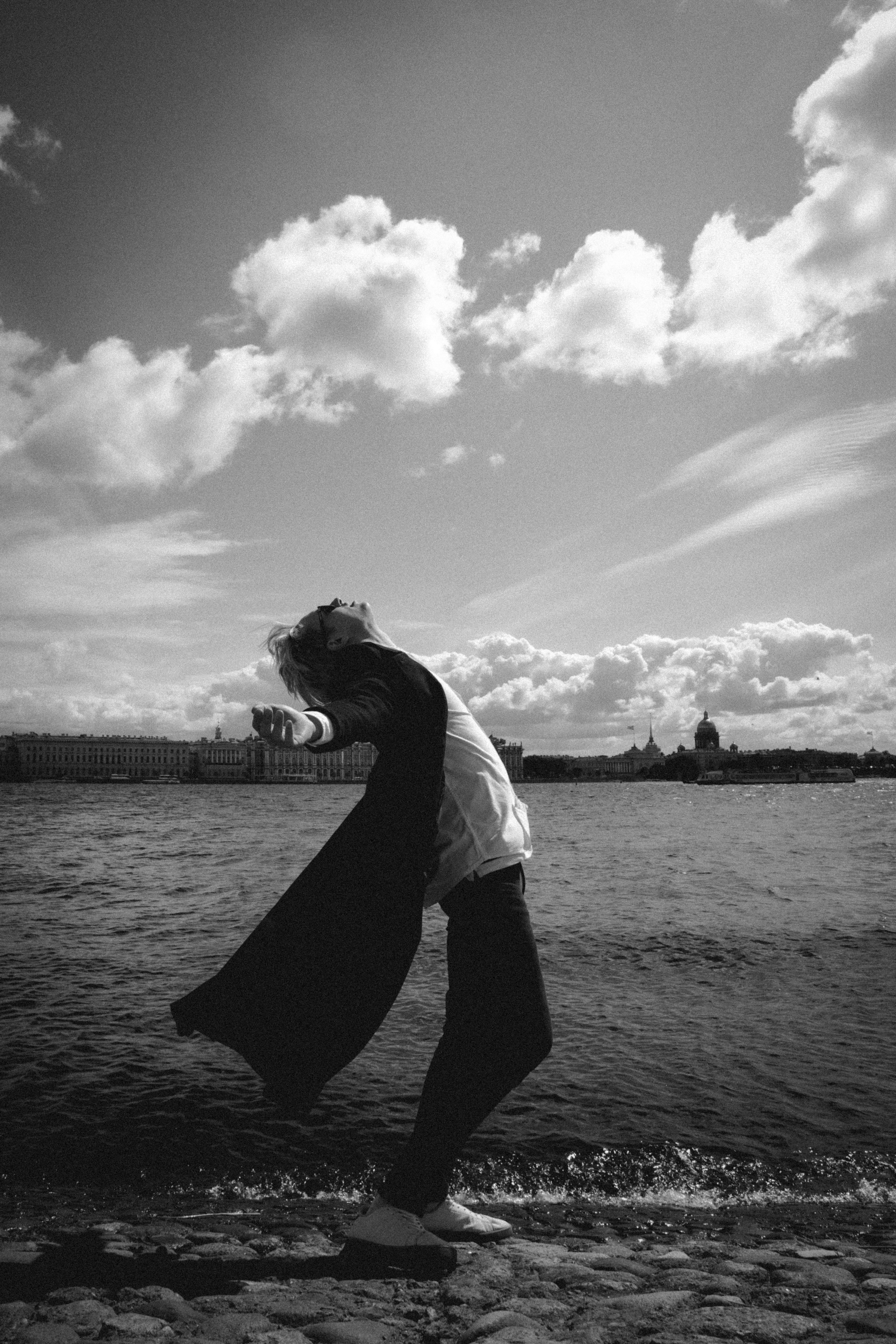 Серый-самый яркий цвет. Портретный и уличный фотограф в Санкт-Петербурге Сергей Кутьин