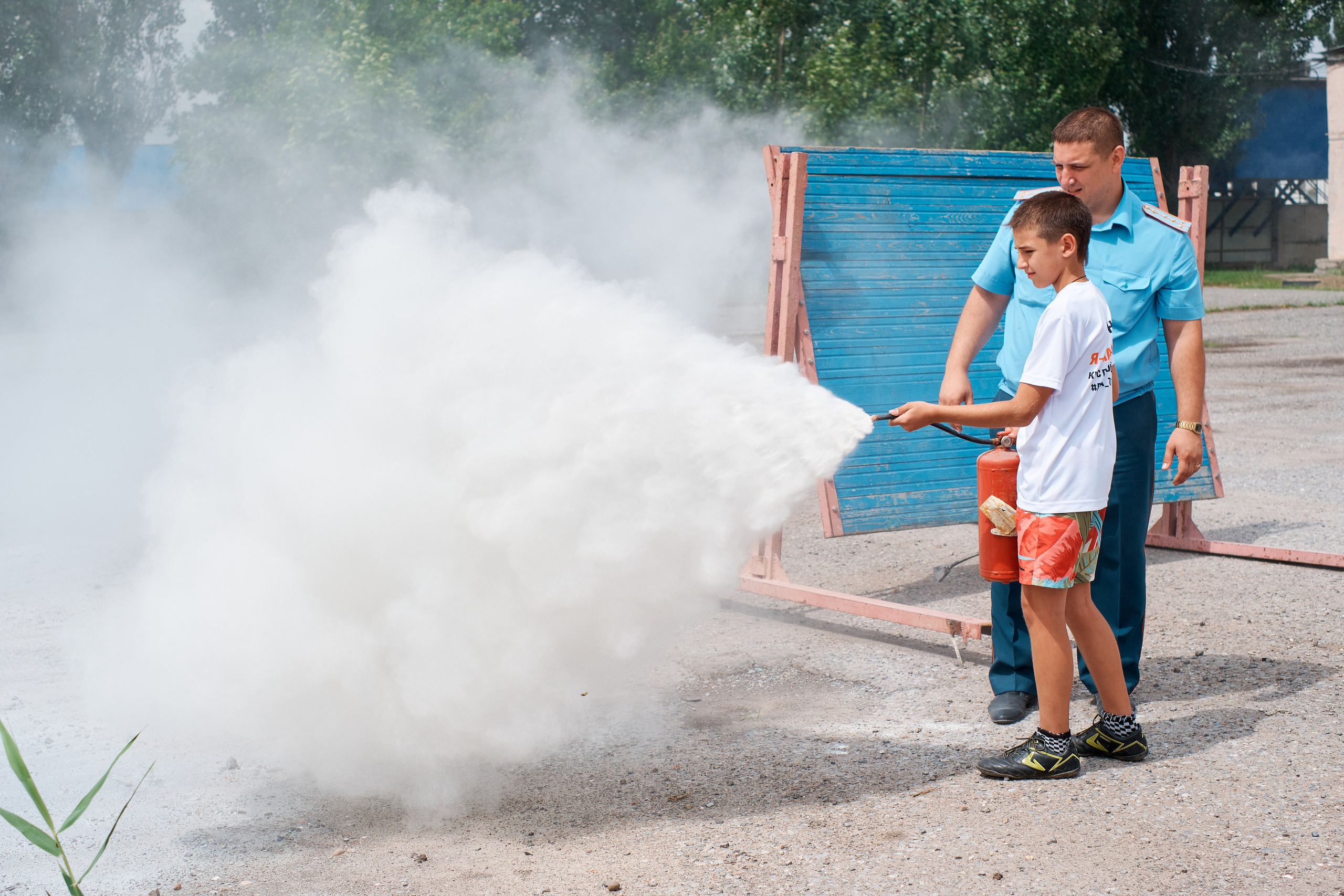 Детский лагерь ДЮНА. Поход в «Пожарно-спасательную часть № 22». Фотограф Таганрог Анна Трайжон