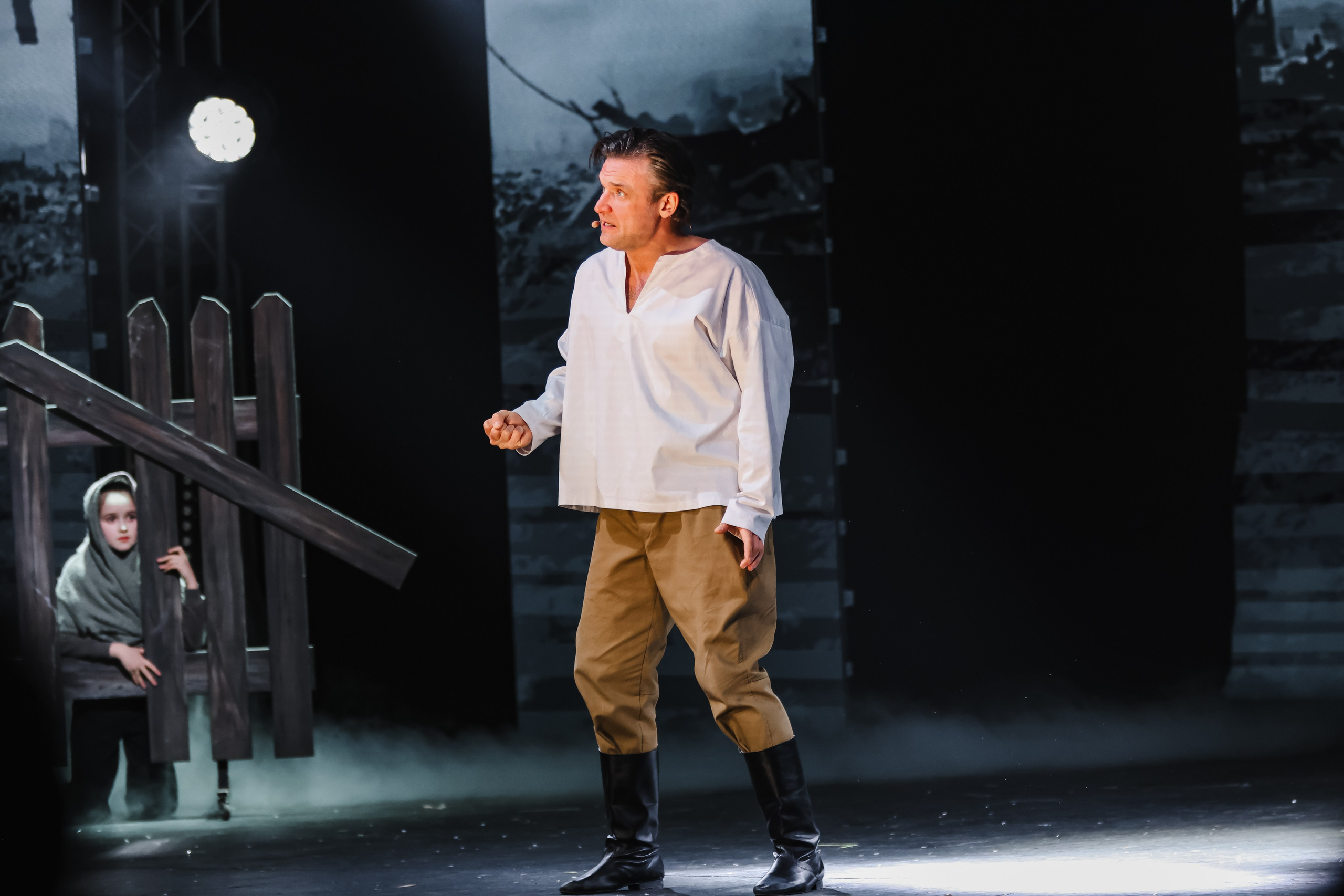 Василий Теркин, театр «Русская песня». Фотограф Ольга Махалова — Санкт-Петербург, Москва, Нижний Новгород