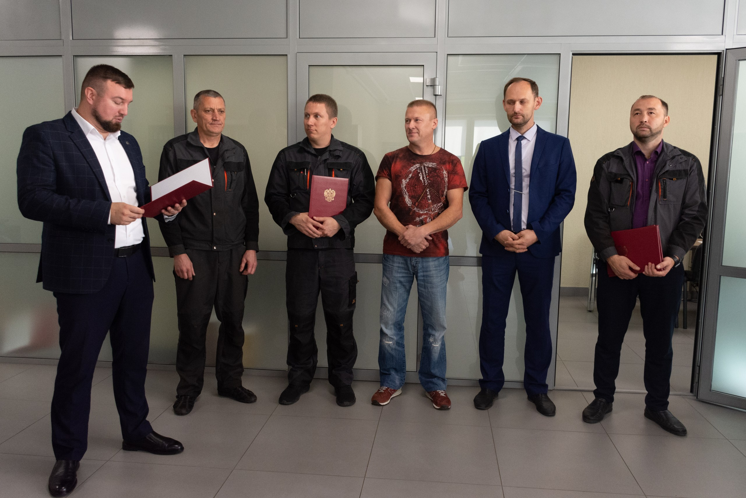 ЧКЗ Вручение благодарственных писем. Фотограф Максим Буряк