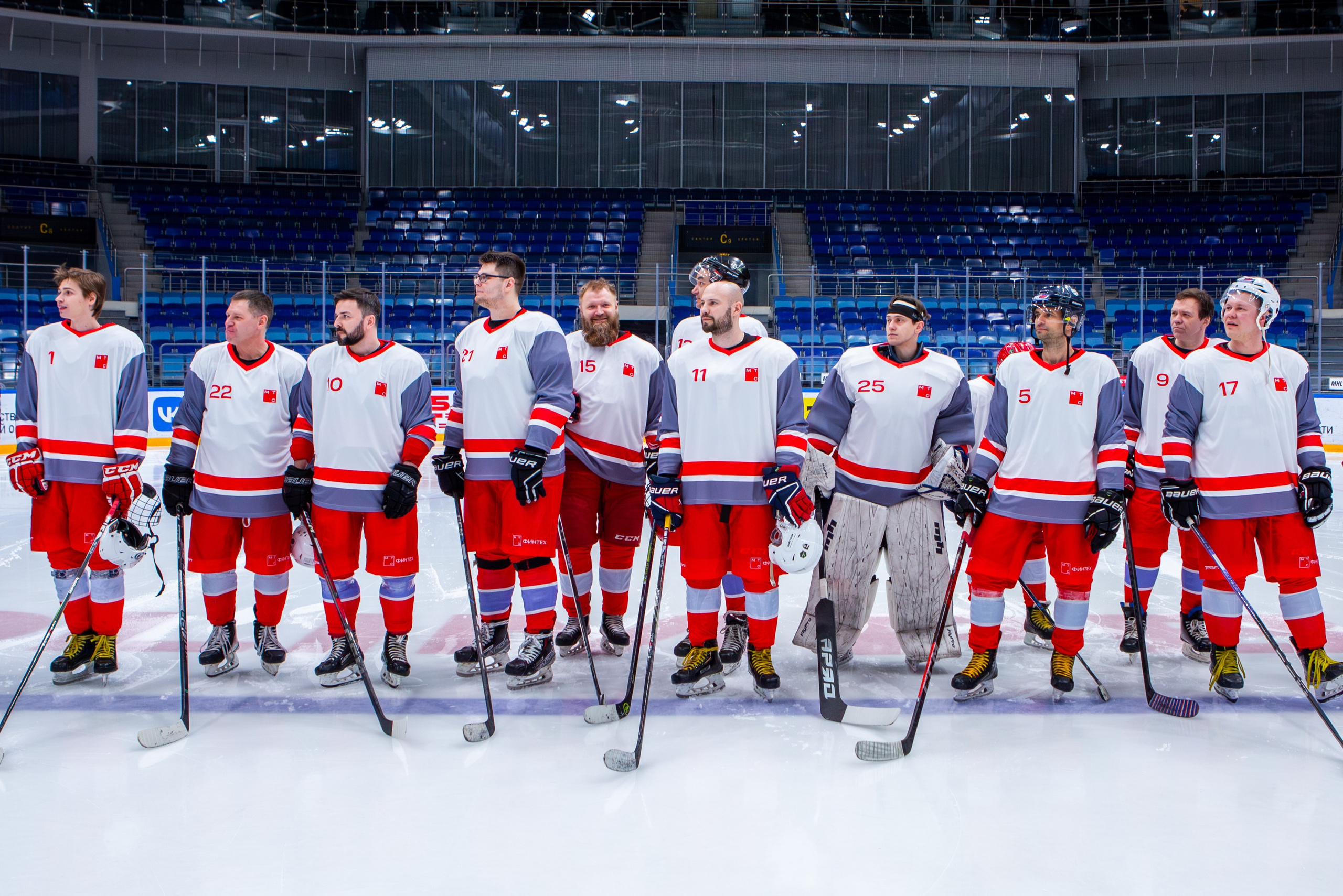 Чемпионат по хоккею. Репортажный, семейный, свадебный, портретный фотограф