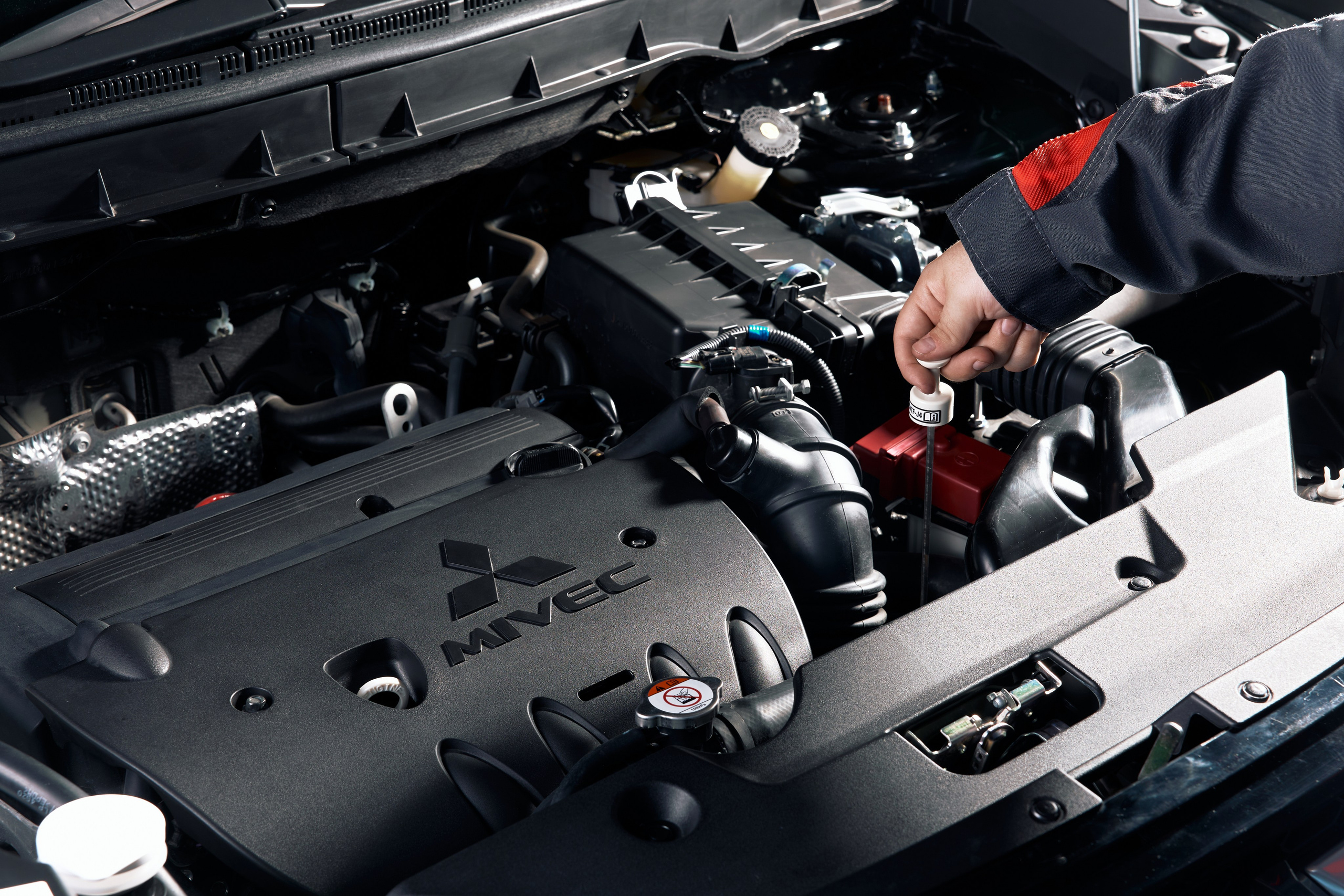 Mitsubishi. Видеограф и фотограф Алматы