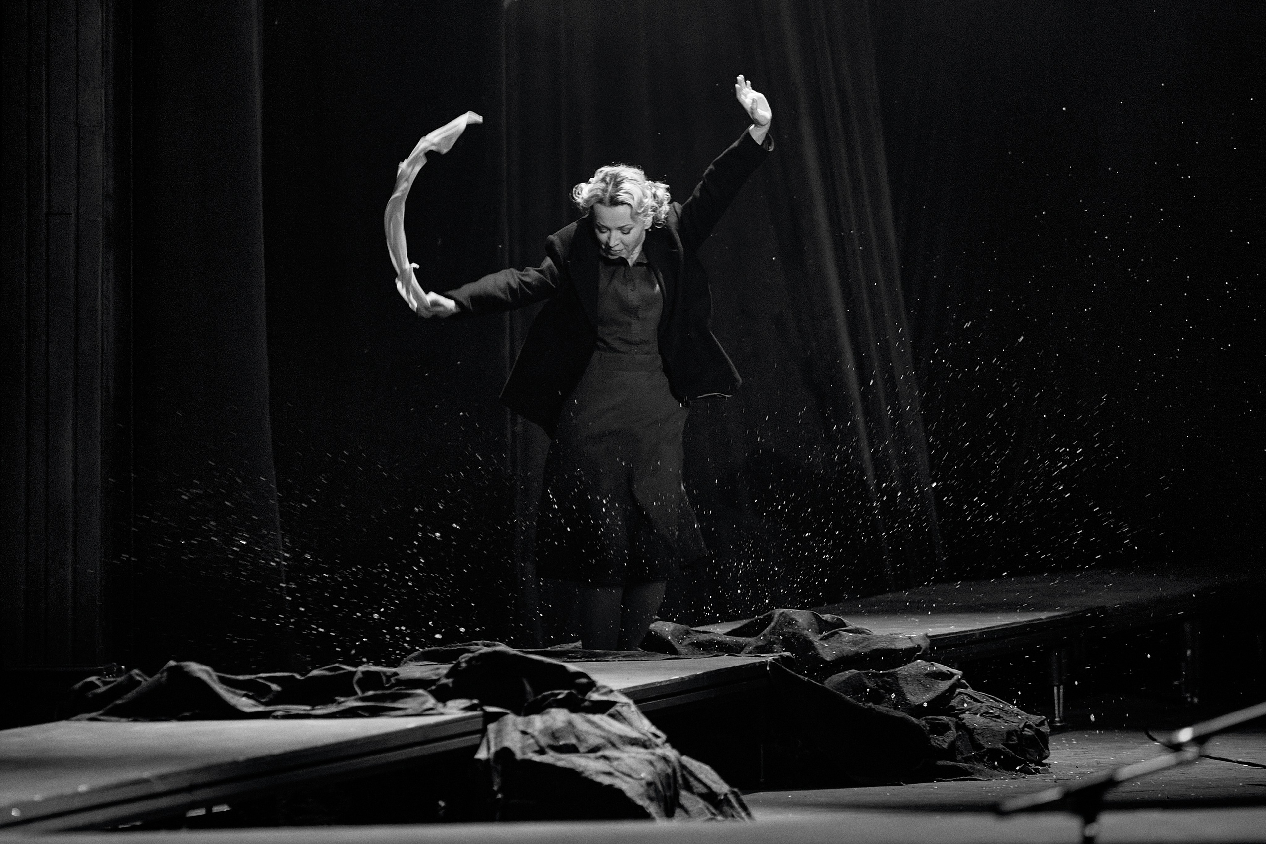 Летят журавли. Фотограф Юлия Маринина