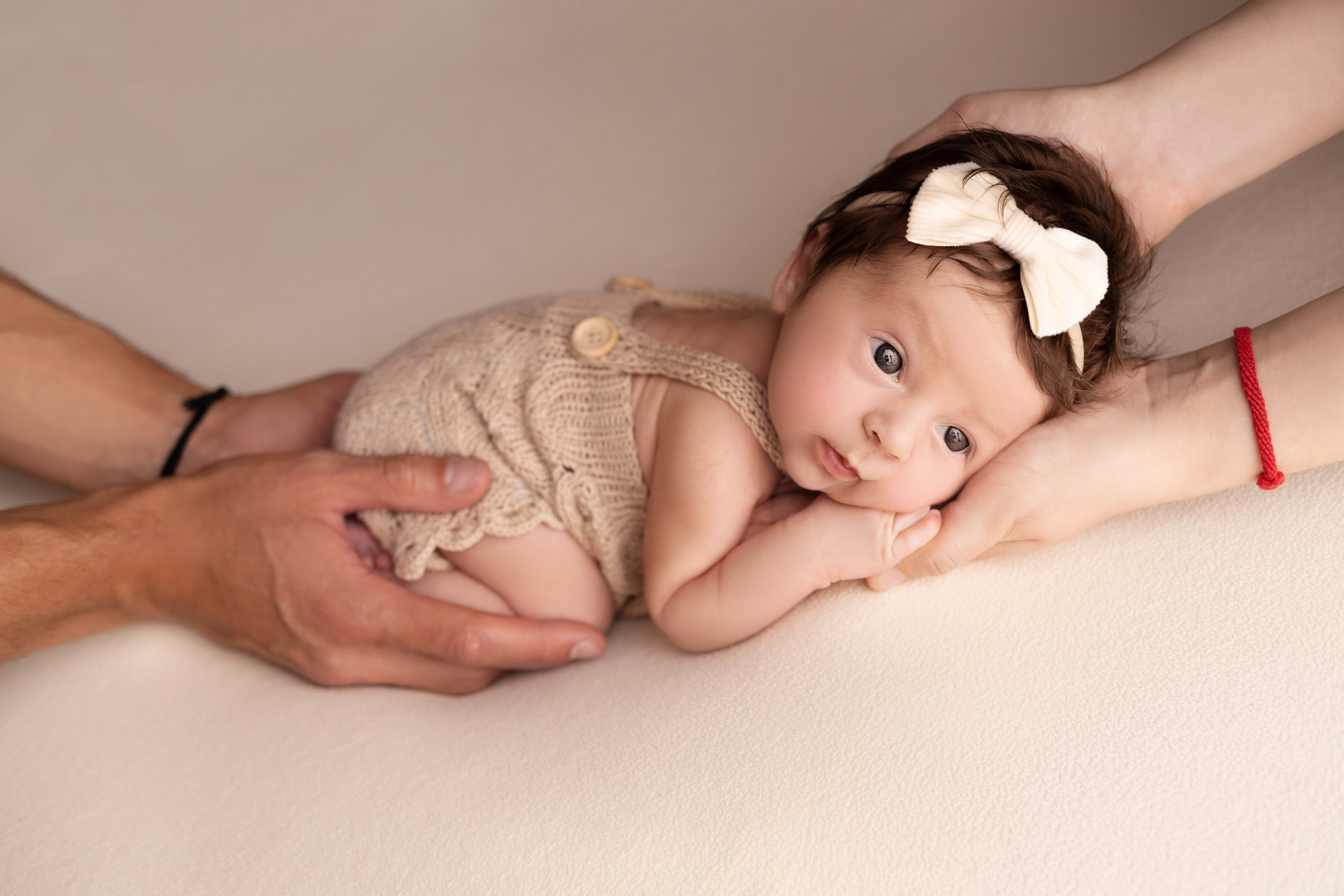 Классическая фотосессия малыша. Фотограф новорожденных малышей в Омске и Омской области Эльвира Камаева