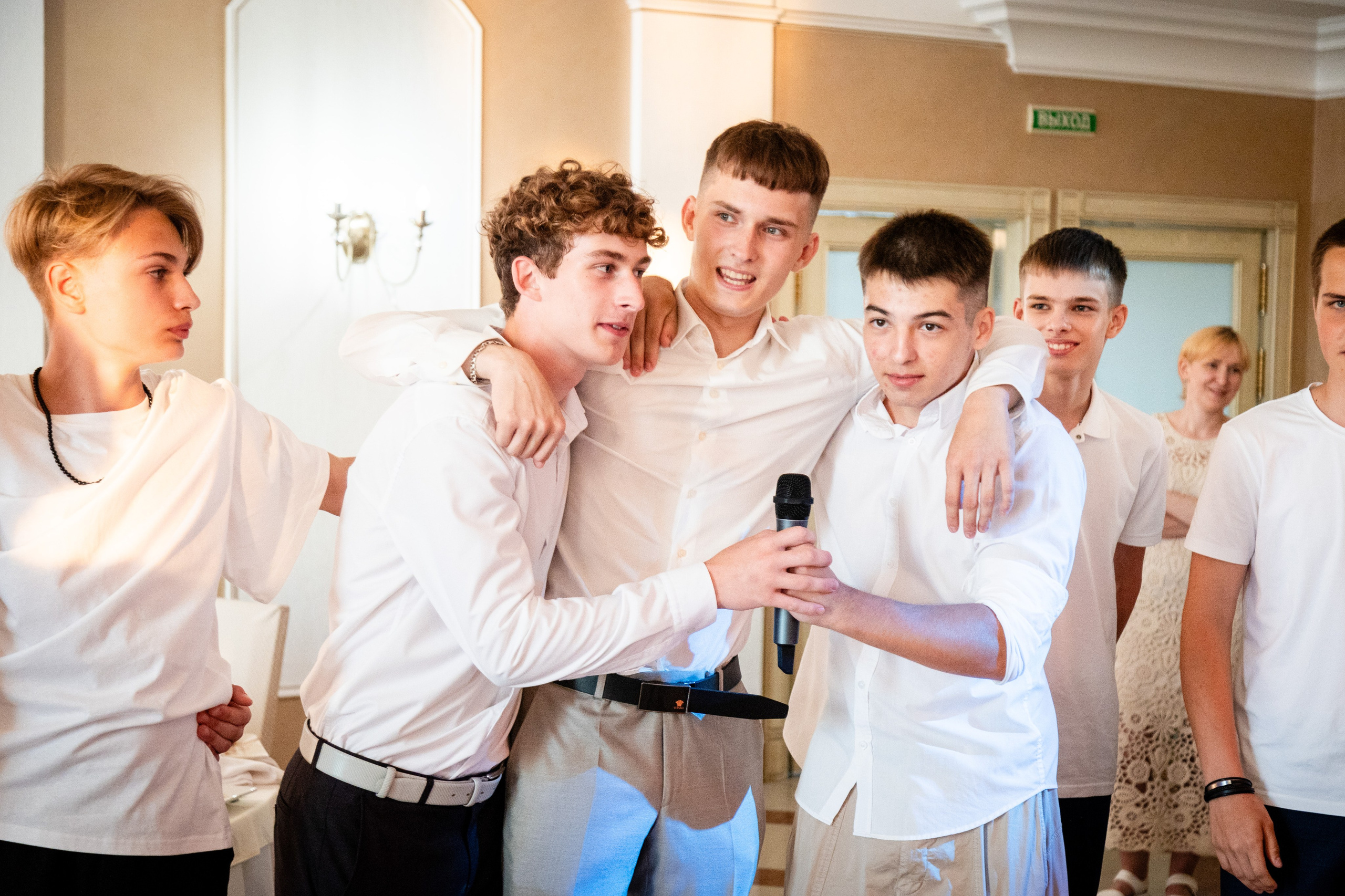 Школьный выпускной. Детский фотограф видеограф в Хабаровске Михаил Орлов