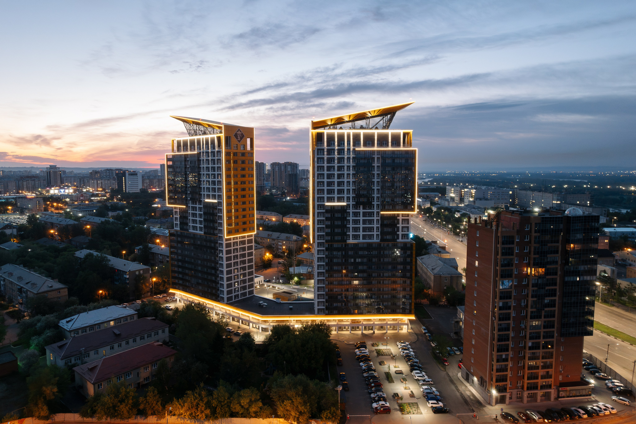 Жилой комплекс на улице Партизана Железняка. Репортажный фотограф Красноярск Алекс Чампакхам