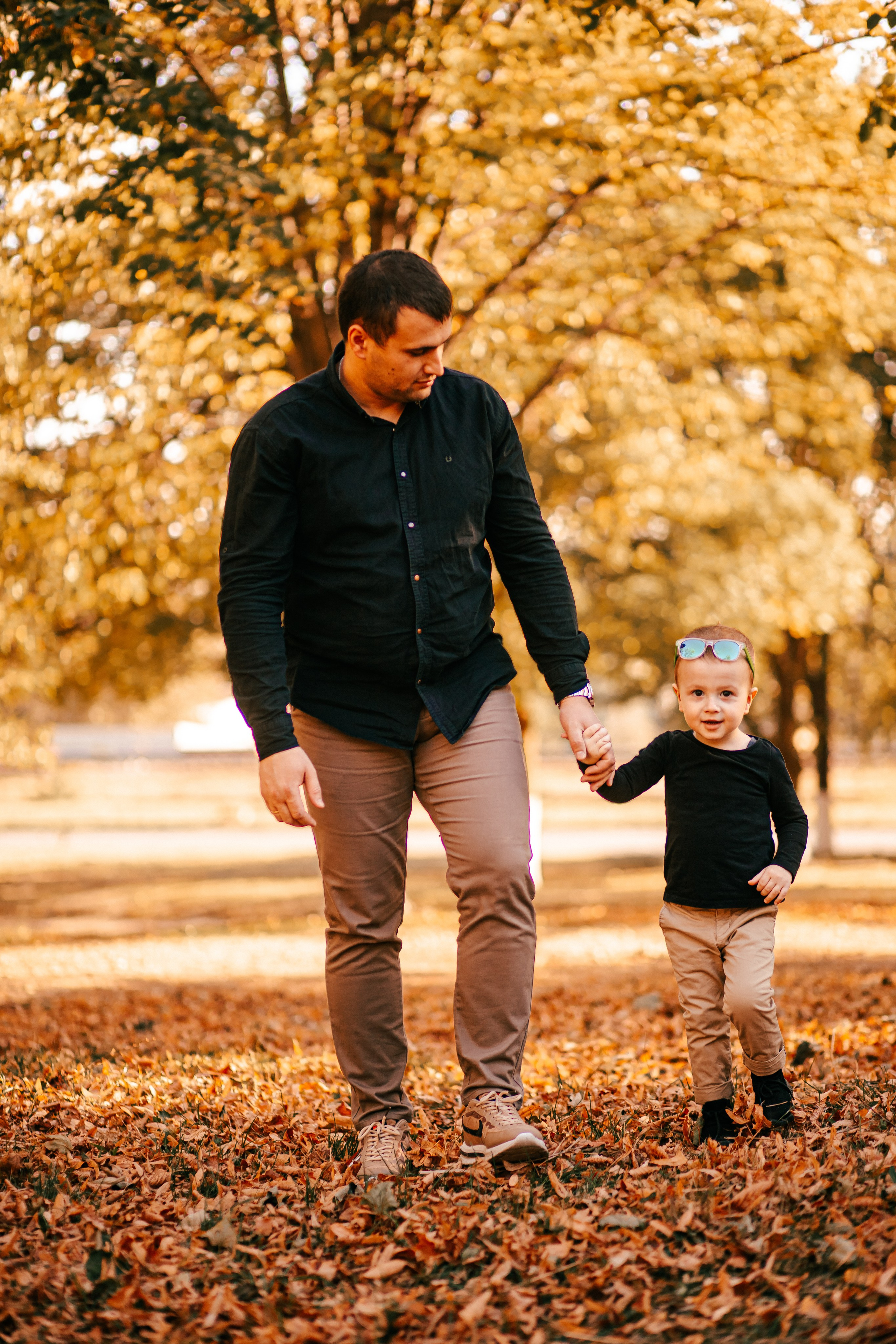 Семейная фотосессия в парке. Свадебный фотограф Кропоткин Краснодар