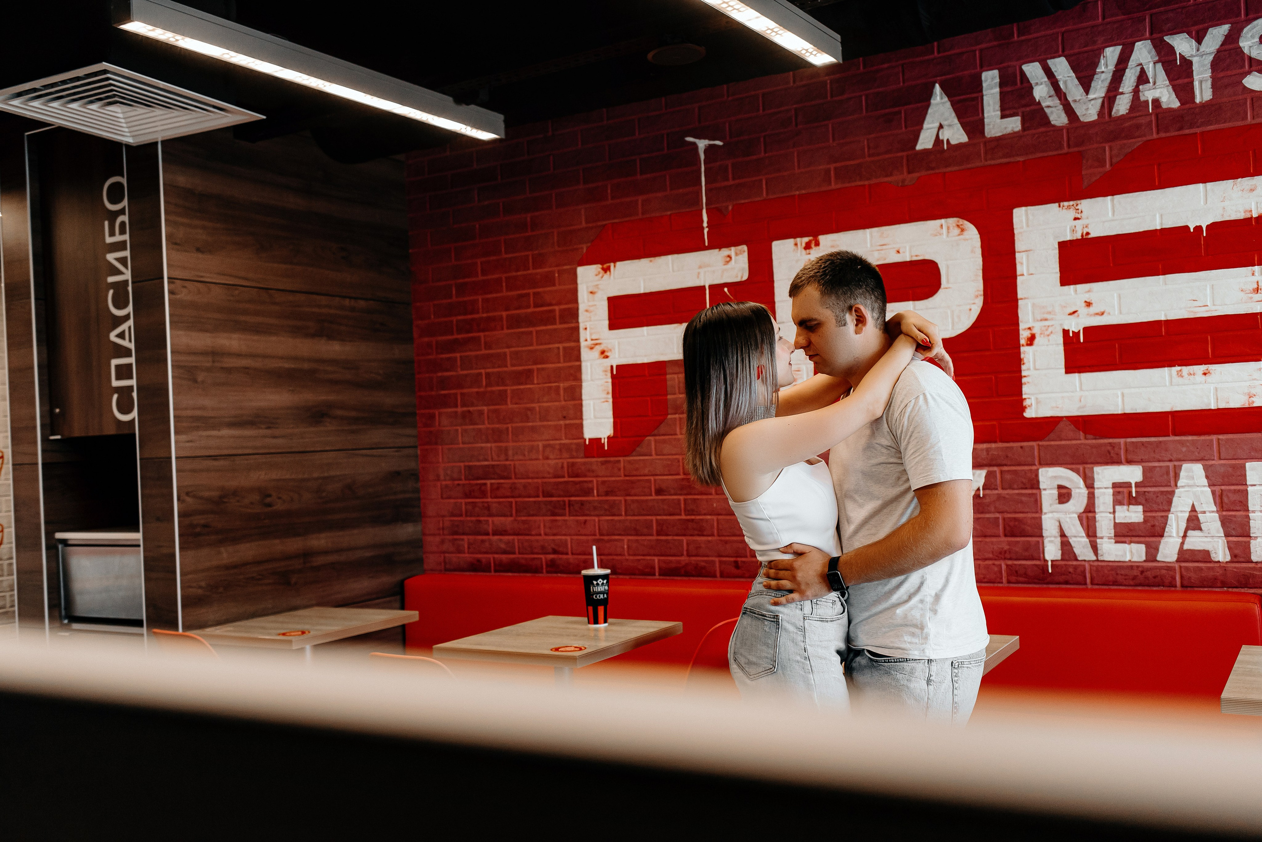 Между нами kfc. Свадебный фотограф Кропоткин Краснодар