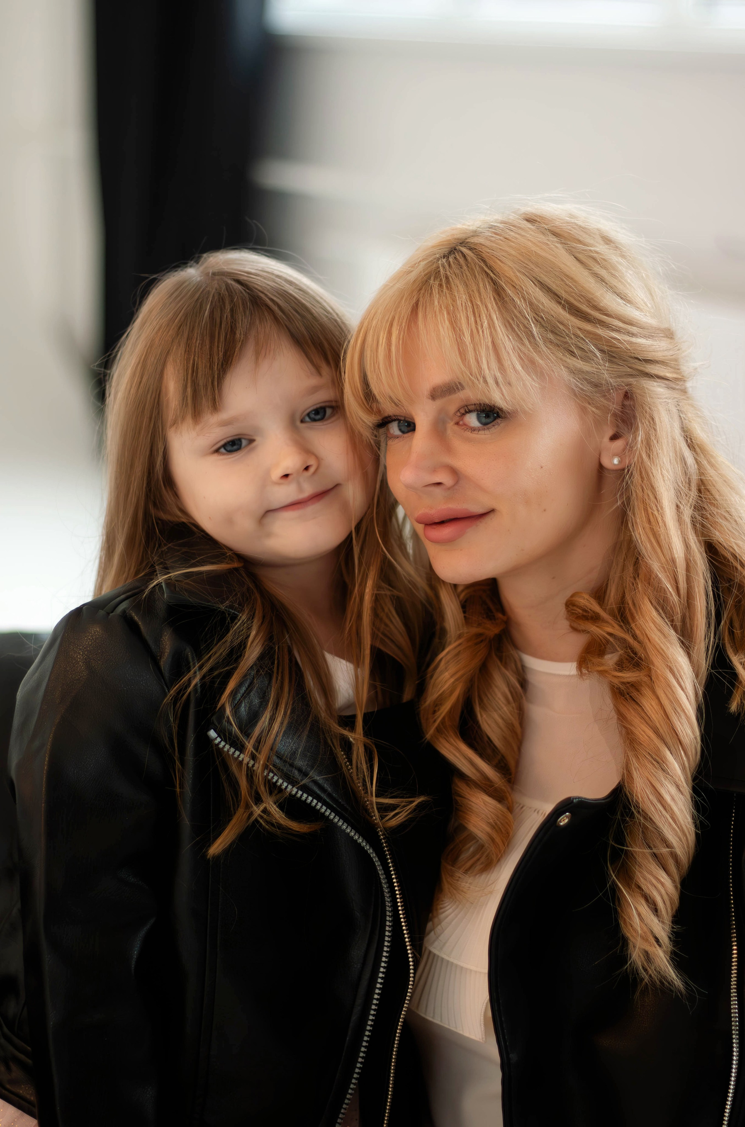 EVIJA&MILANA. Бережно сохраняю ваши чувства и истории на своих фотографиях