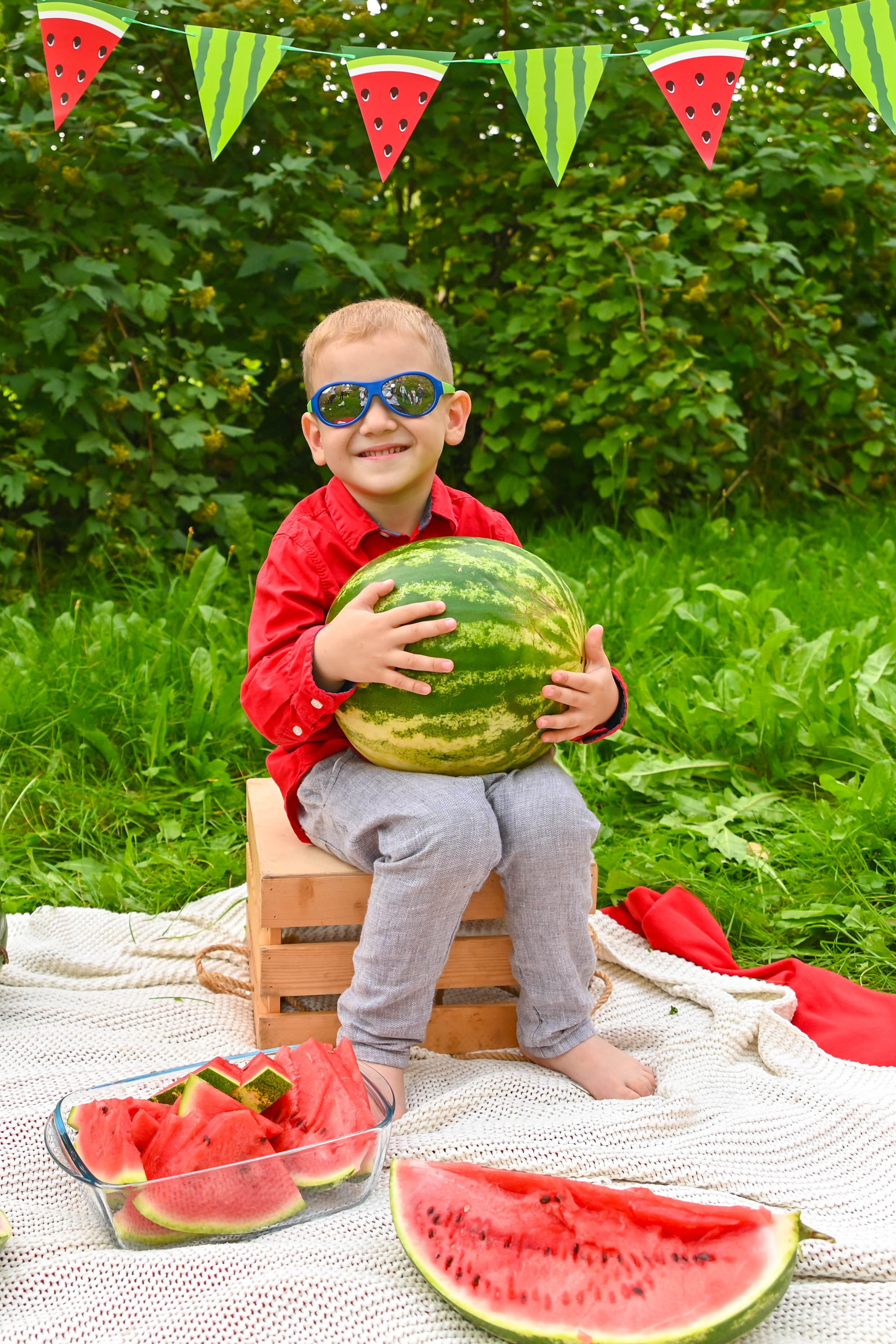 Арбузная вечеринка. Выпускные альбомы для детских садов Санкт-Петербург