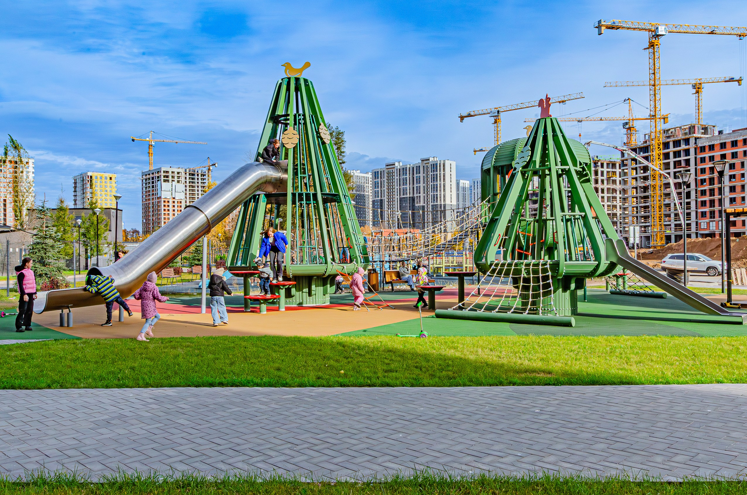 Детская площадка на Р.Гареева 103а. Nataliphotokzn.ru Фотограф. Казань. Интерьерная съёмка