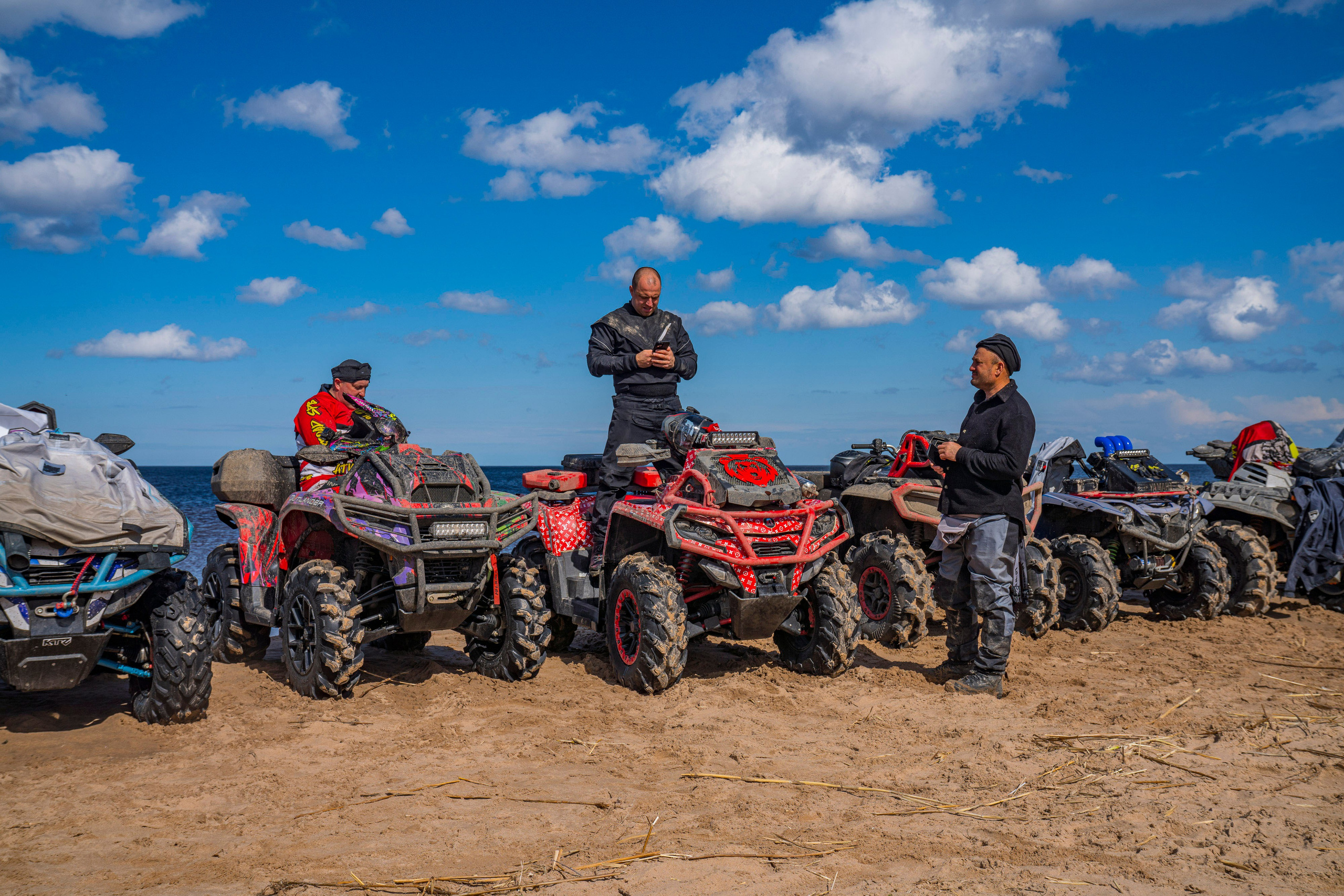 RazVolution. Графический дизайнер Илья Левченко