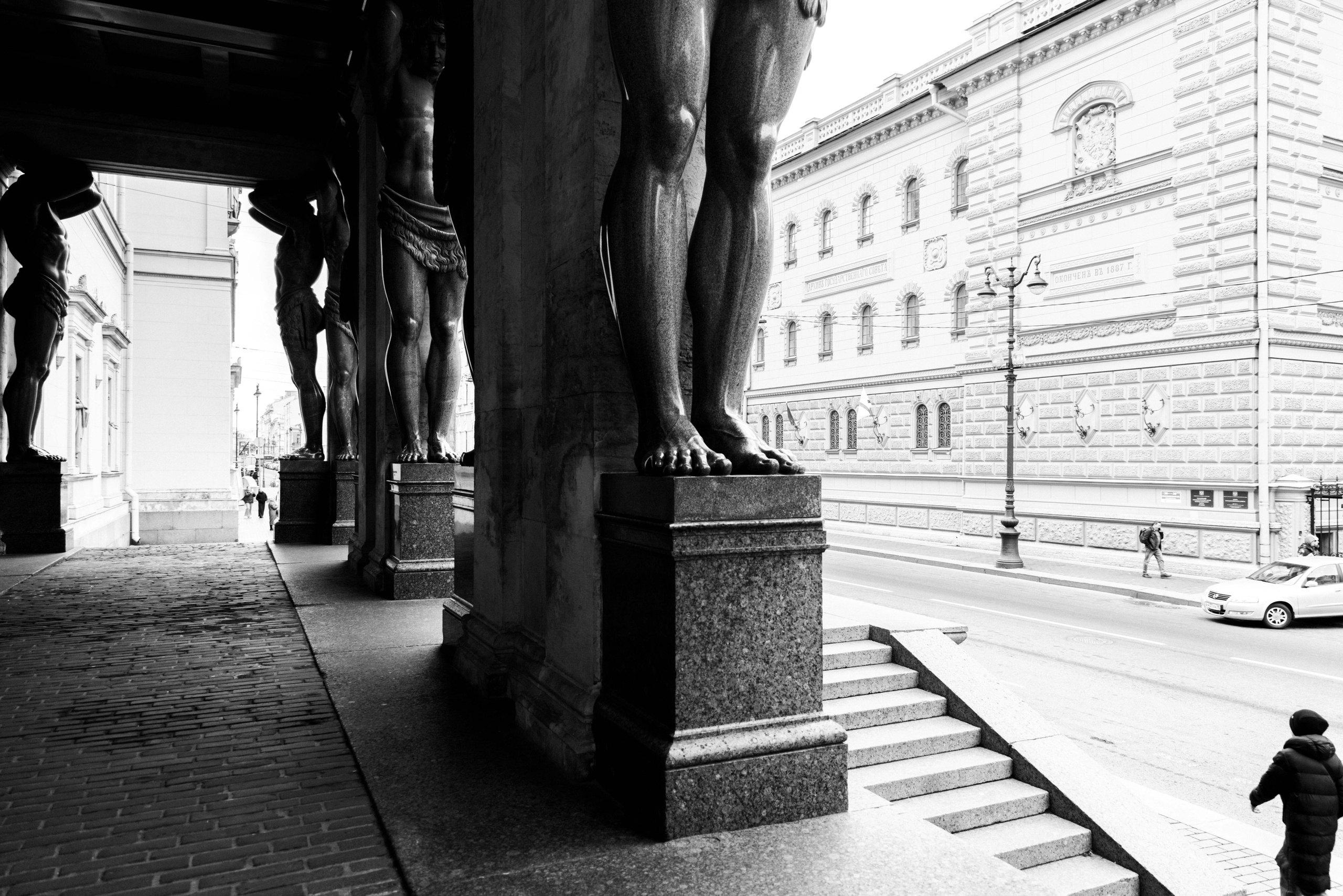 Атланты. Фотограф Балаев Михаил