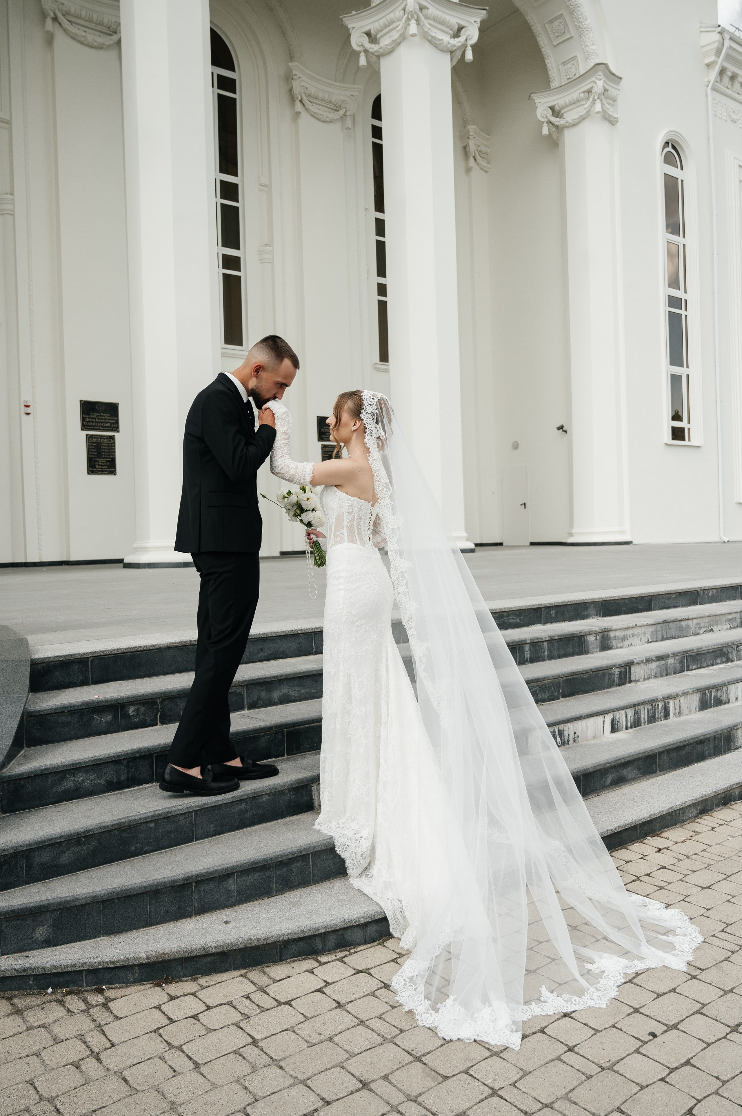 Виктор и Валерия (загс). Свадебный и семейный фотограф в Краснодаре Алина Мельник