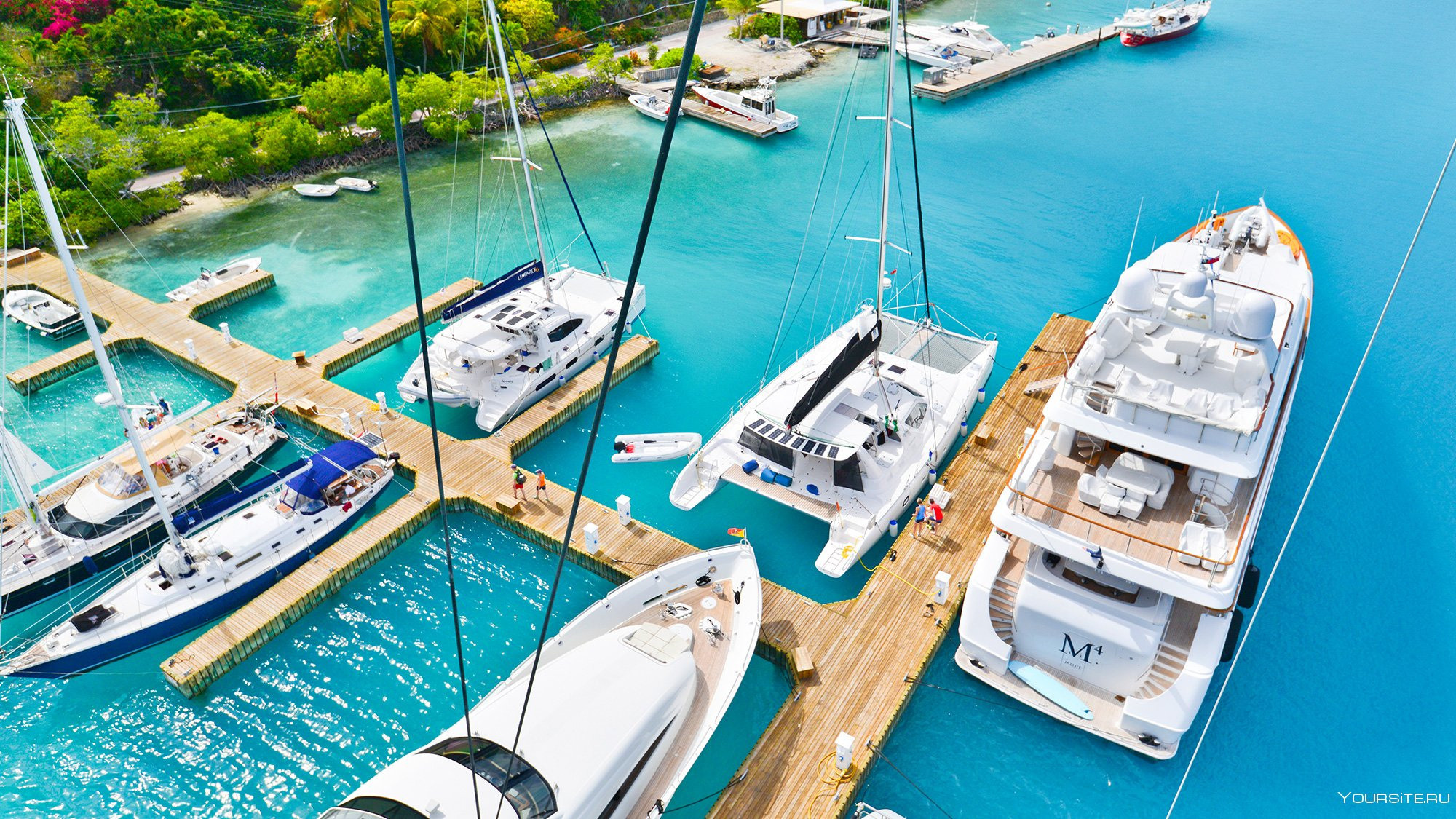 Аренда Яхт и Катеров в Сочи