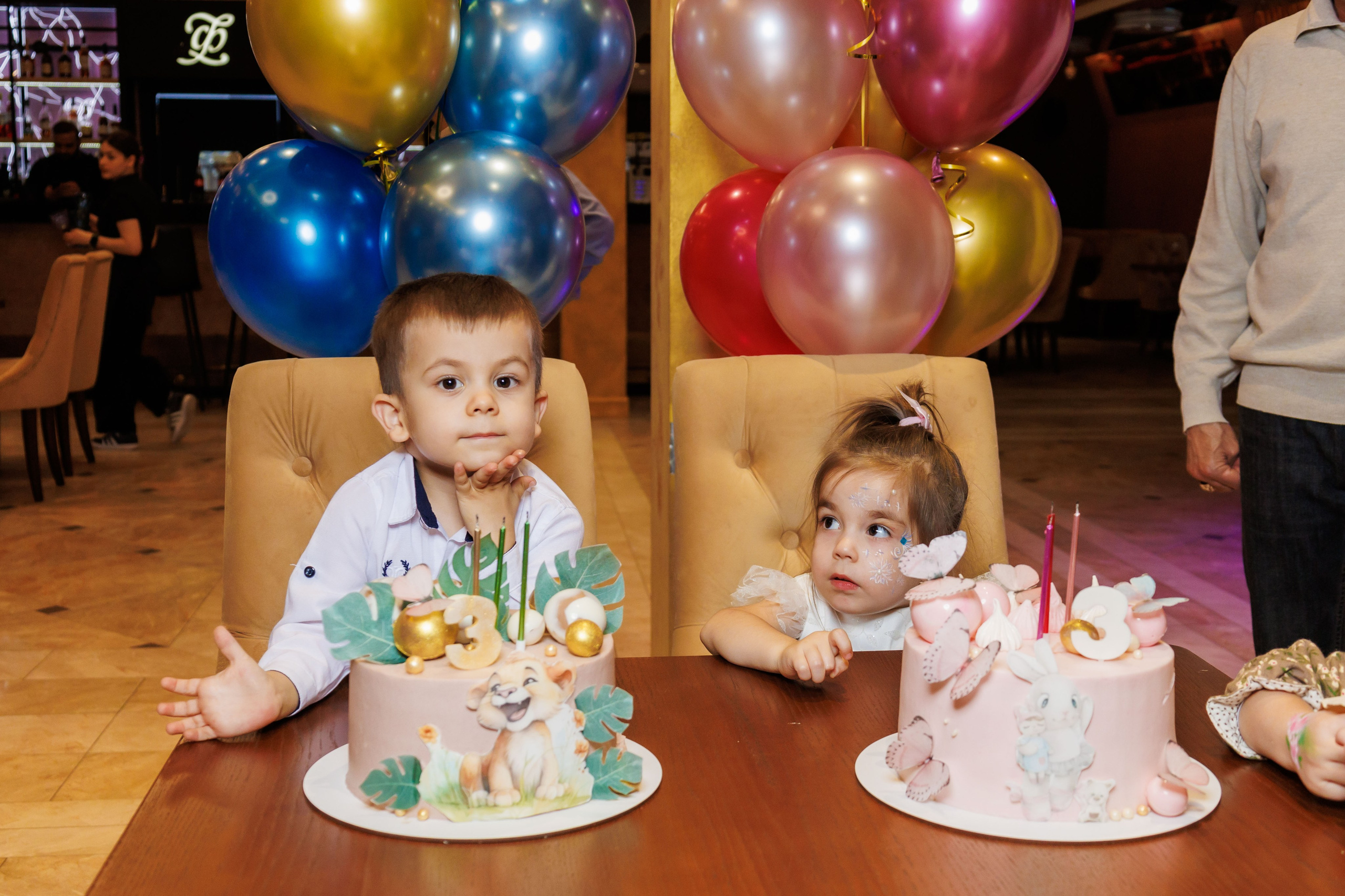 День рождения в ресторане. Фотограф в Москве Дмитрий Емельянов