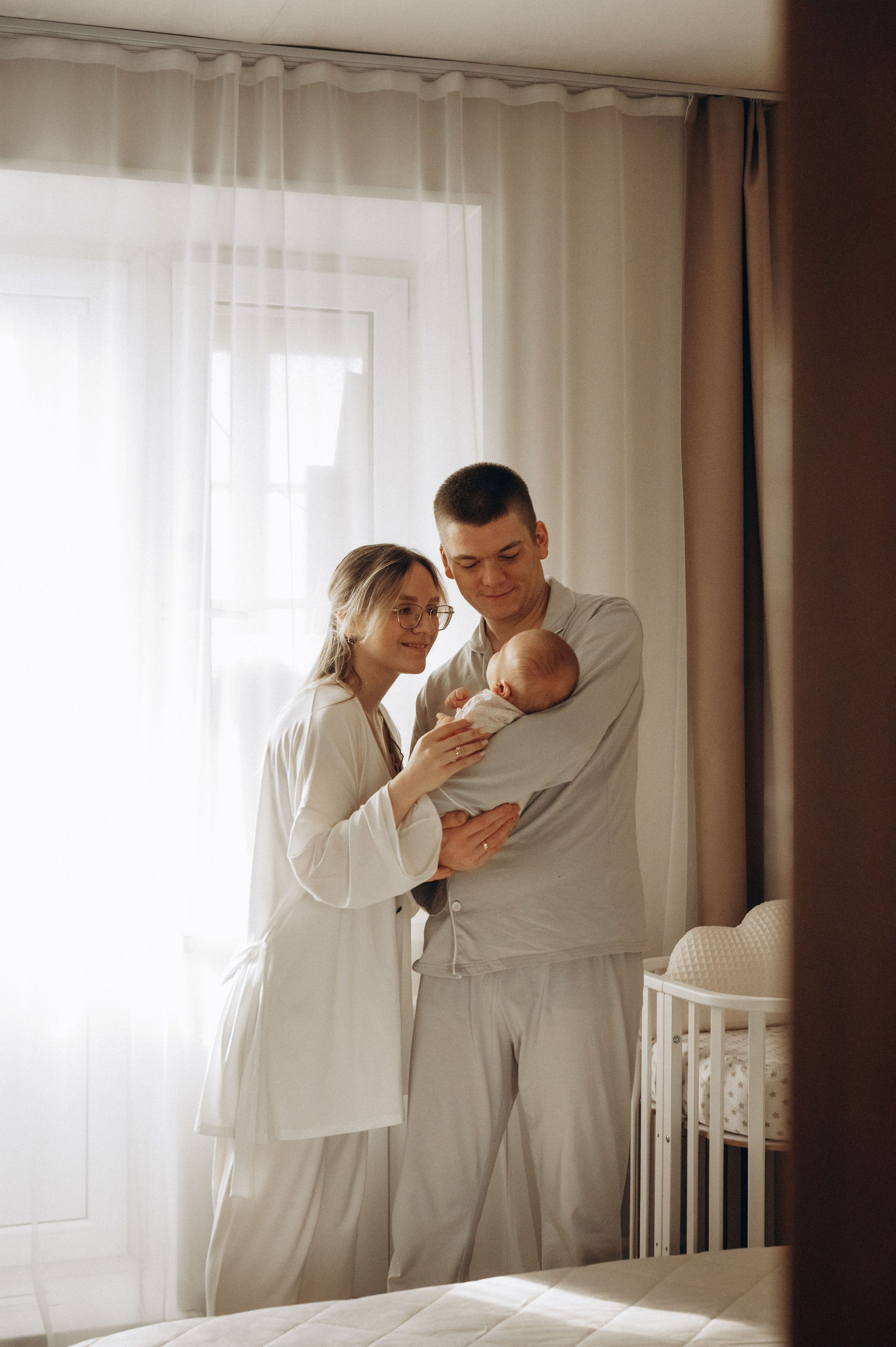 Иван, Ксения и Лев. Фотограф беременности и семьи, домашние съемки, Ньюборн