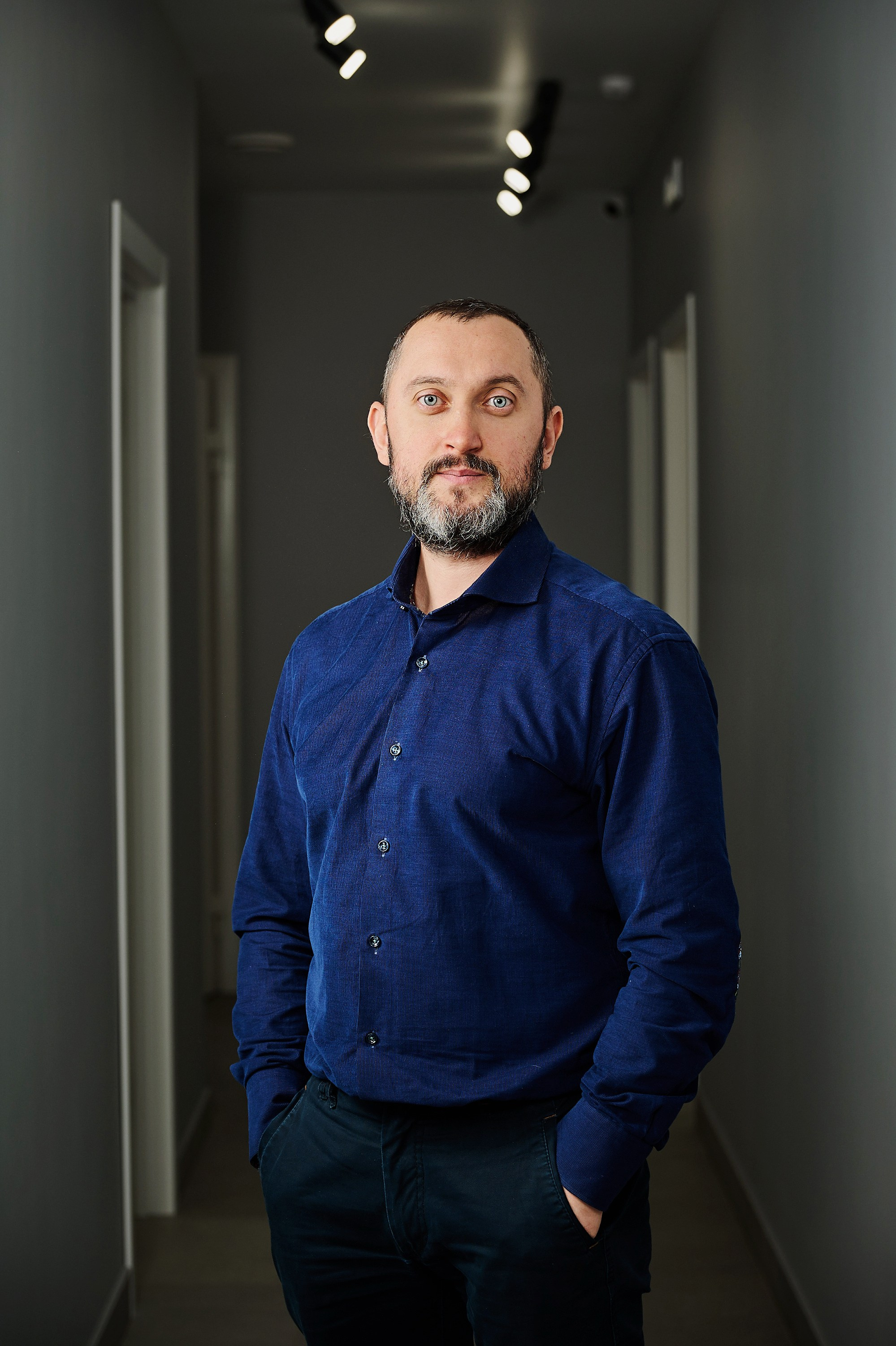 Бизнес-портрет, коллективы, профессии. Выпускные альбомы. Предметная и контент съёмка. Фотостудия Klass