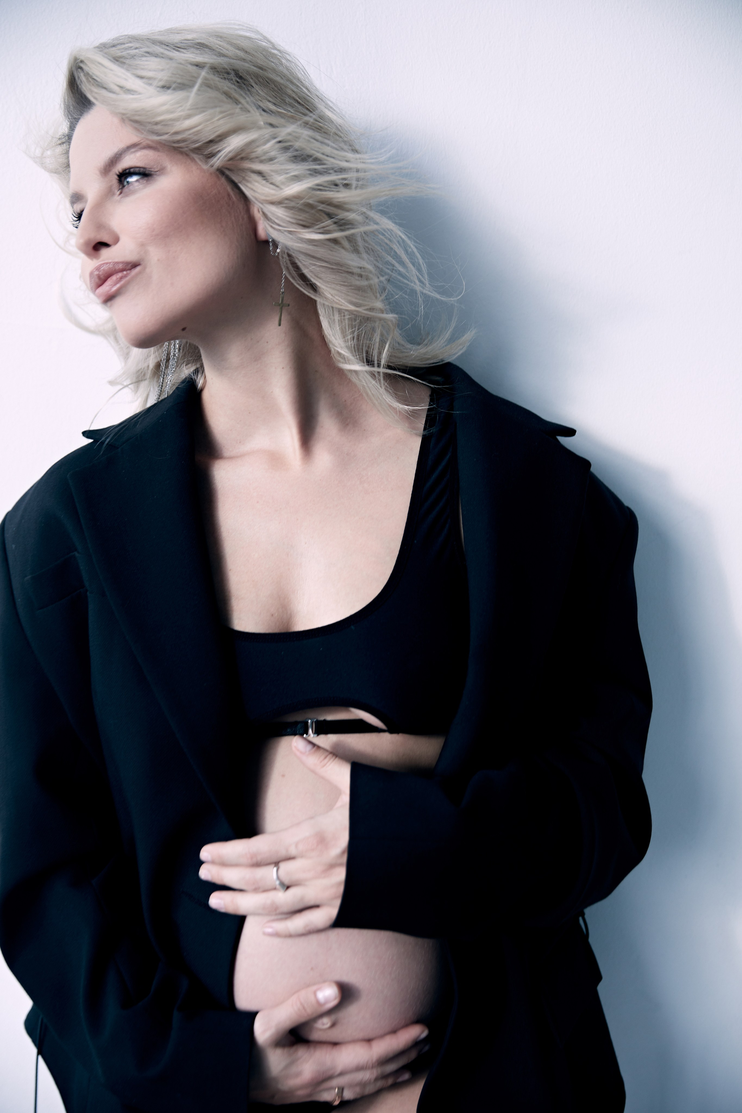 JULIA. Yulia Otroschenko