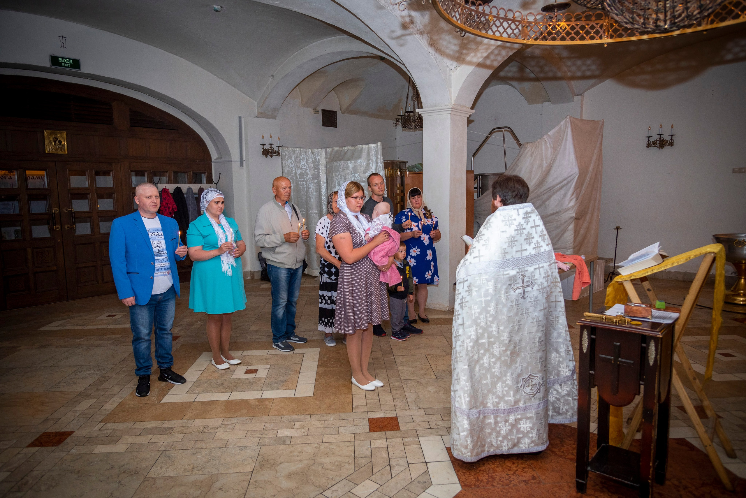 Фотограф на Крещение, Венчание. Интерьерный & Репортажный фотограф Озеров Денис, г. Москва