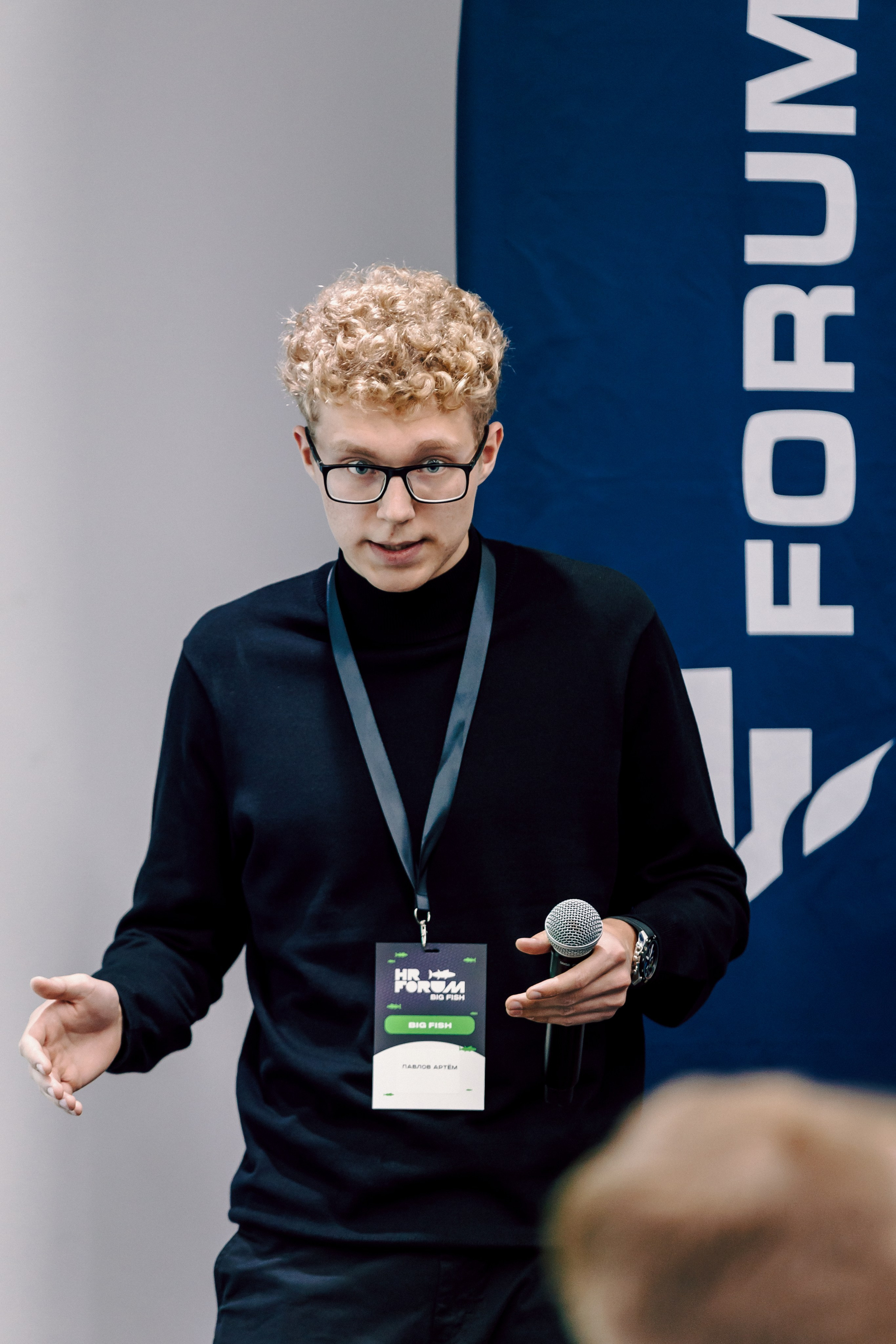 MarHR — Хакатон. Лёшка Варзегов — фотограф