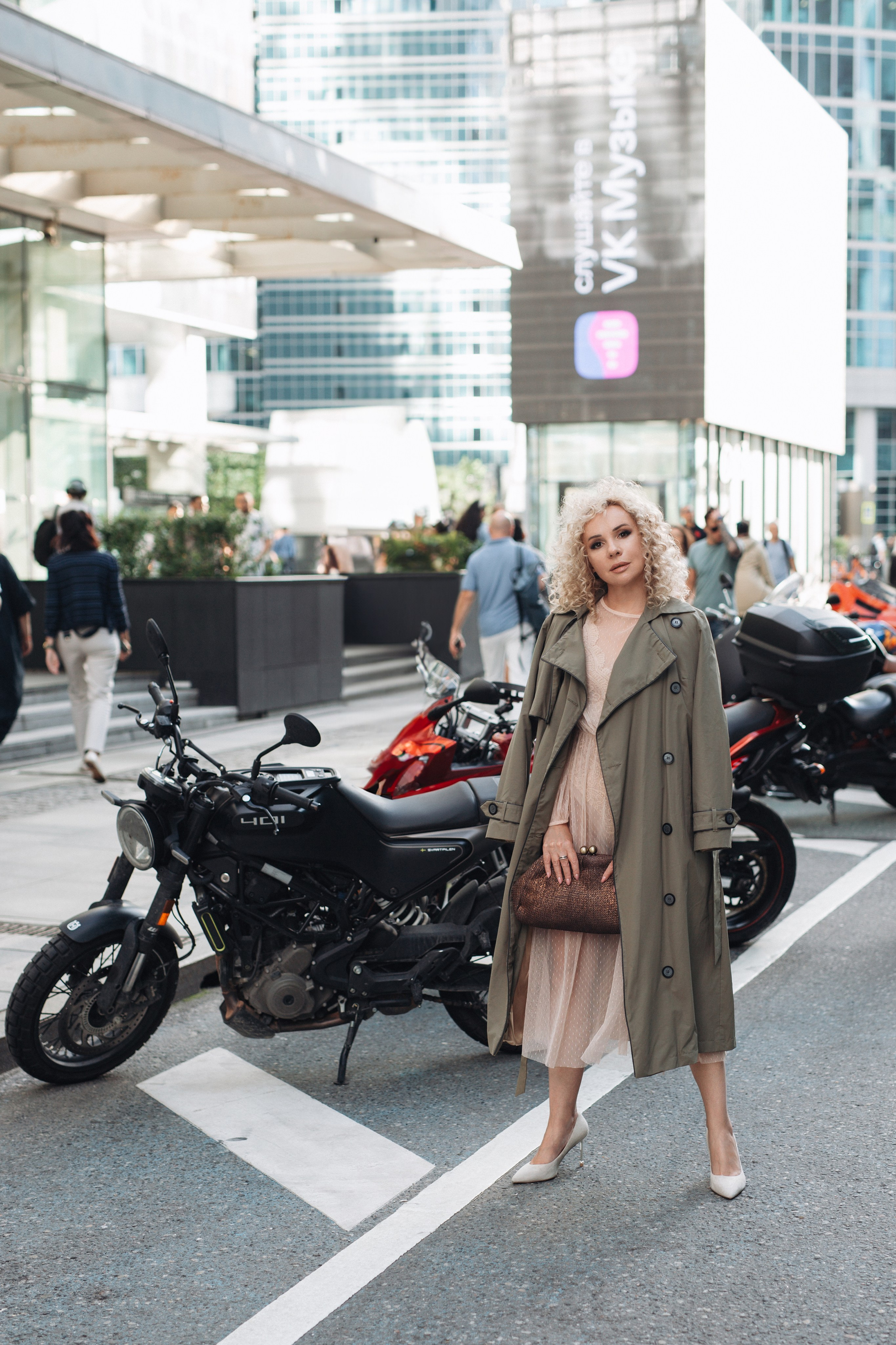 Аня в Moscow City. Семейный фотограф в Москве Марина Петра