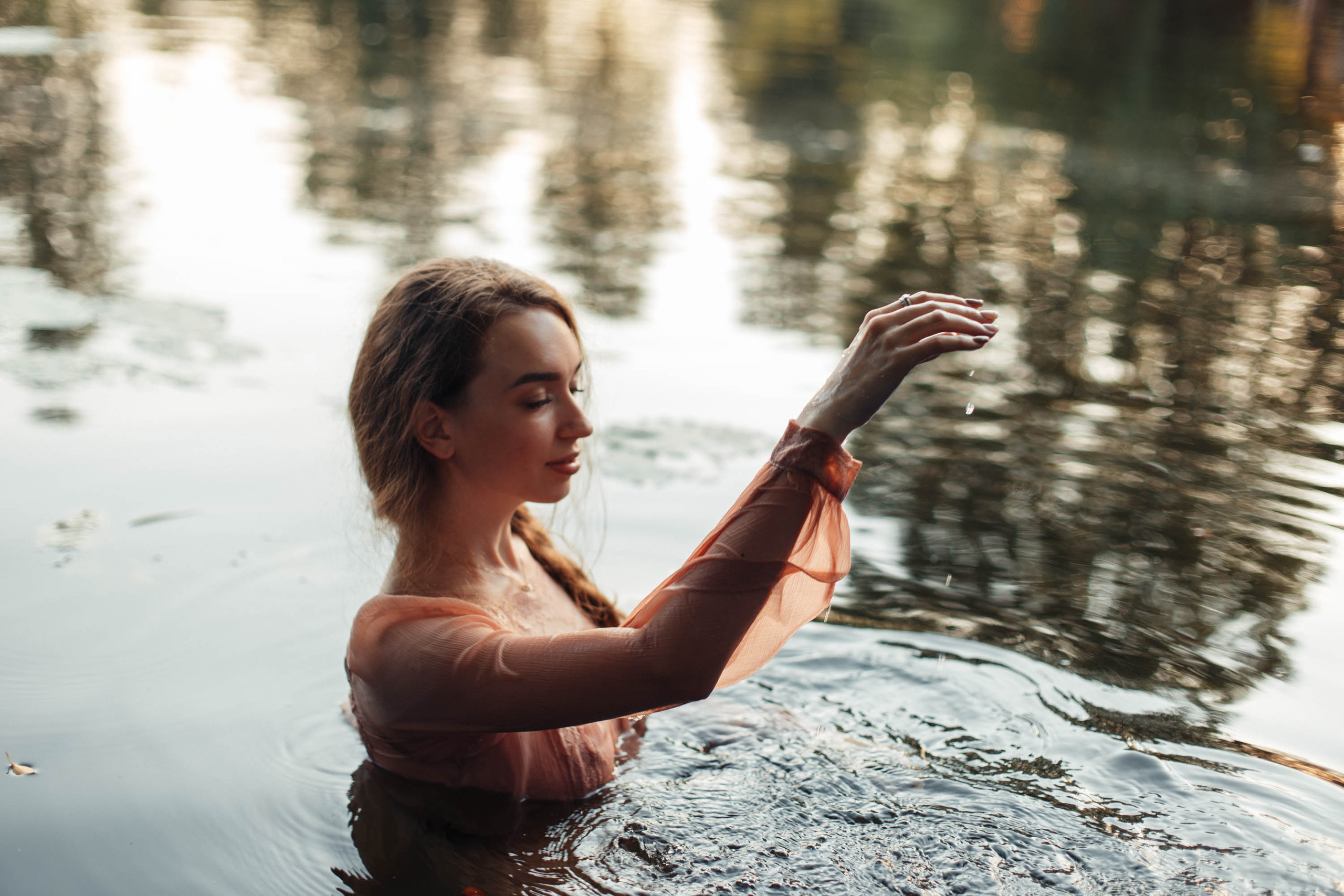 Катя в лодке. Семейный фотограф в Москве. Дарья Долгих