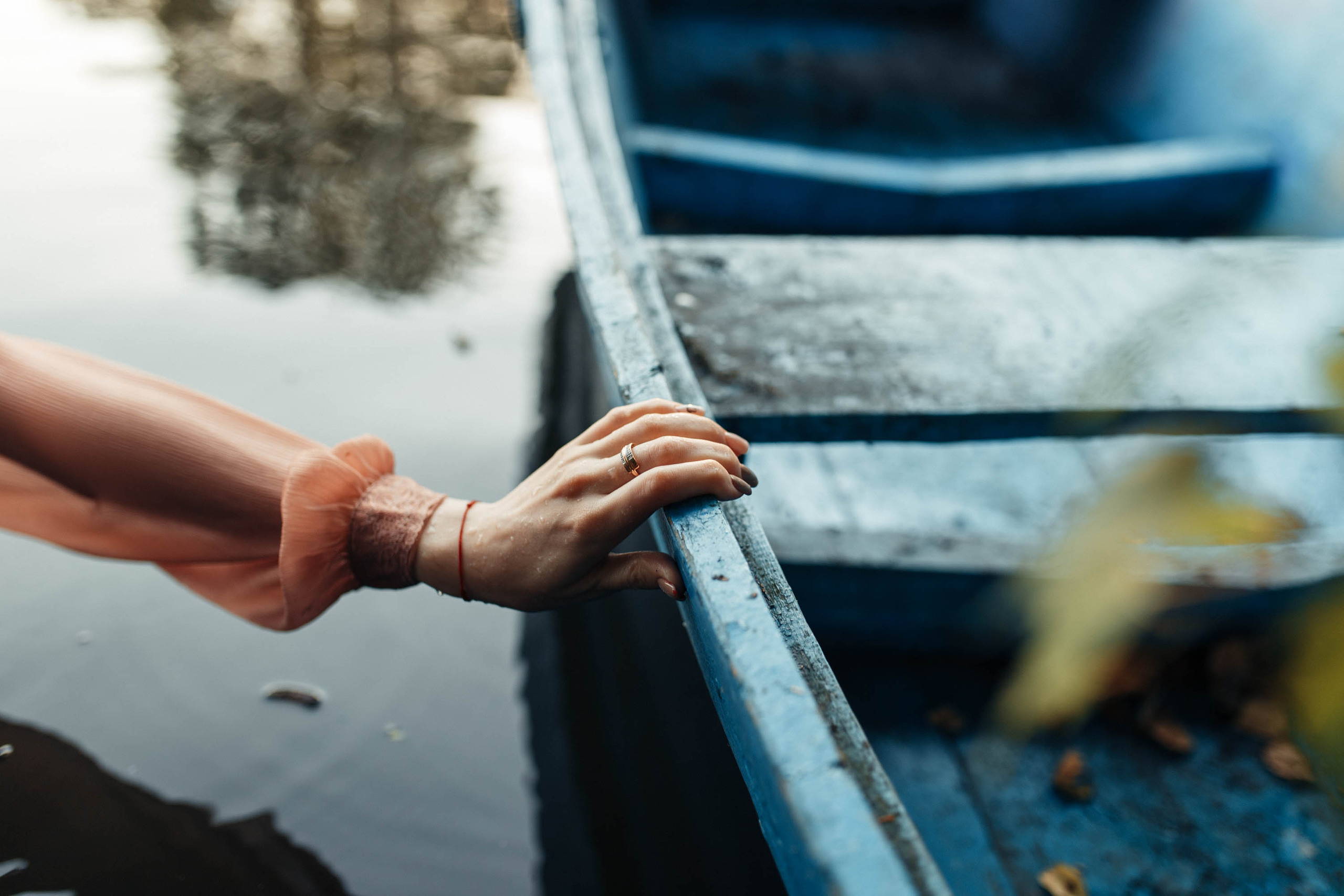 Катя в лодке. Семейный фотограф в Москве. Дарья Долгих